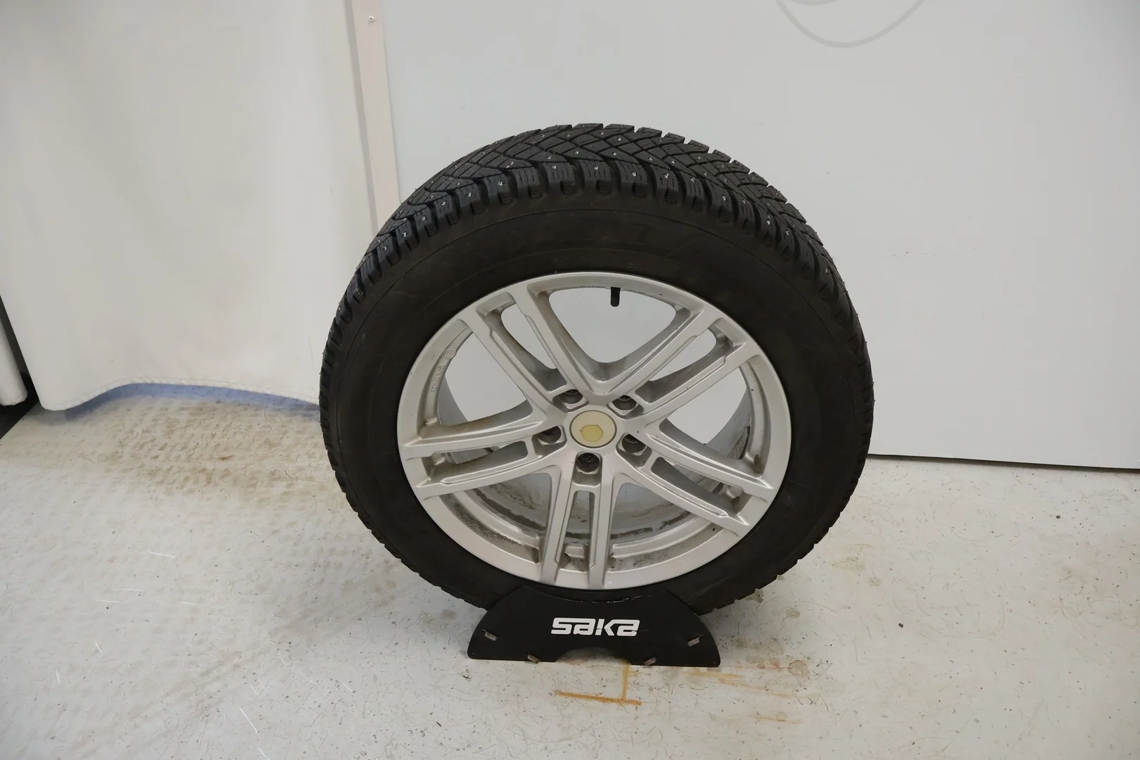 Car Image - 37jZzAKUCjlDXr88qj3yeQ