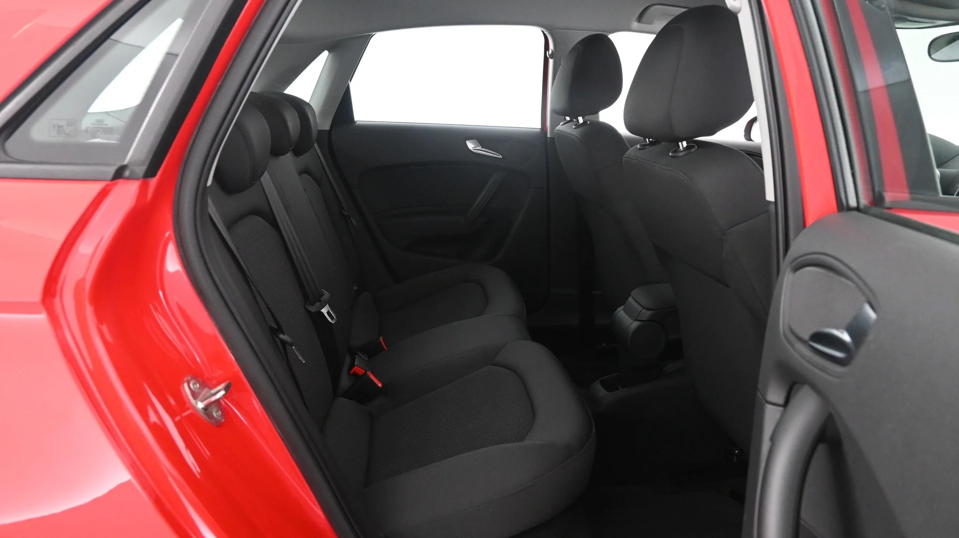 Car Image - 3qUsZYjxriWpTysiZnFt75