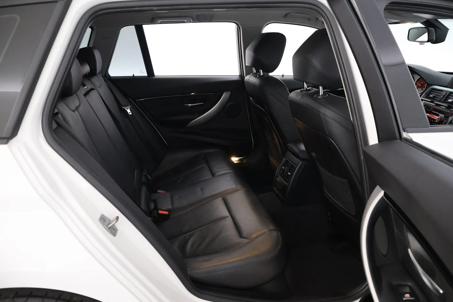 Car Image - 7uDwTd9yiFSF0mu9nd8U1c