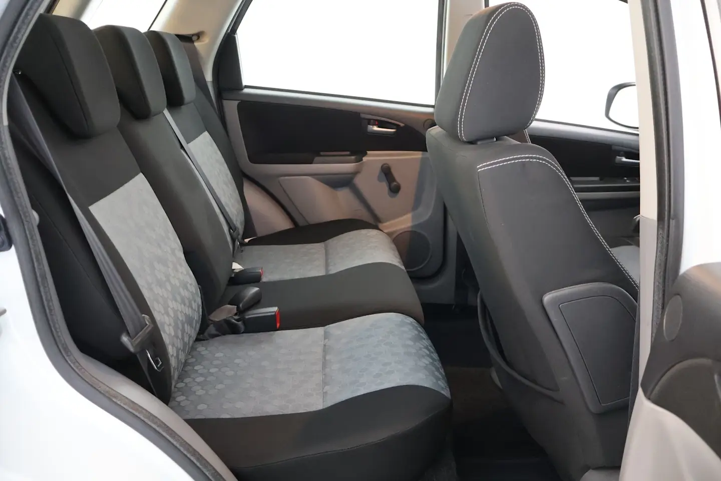 Car Image - 5Bx9cVS9mZVA4Igp0VQuOG