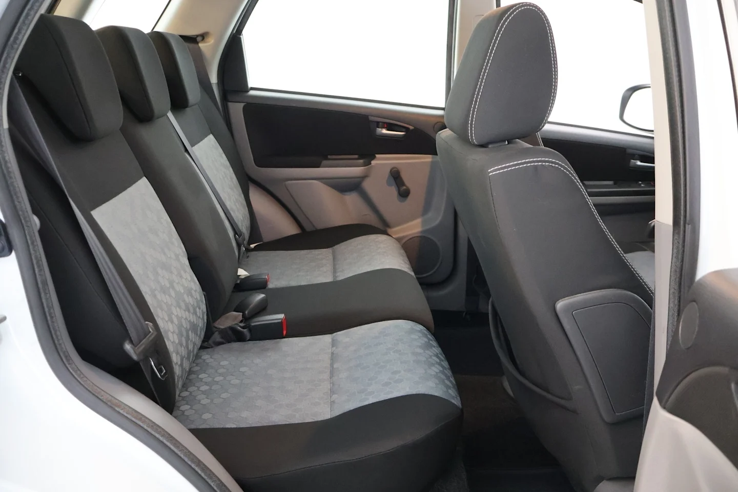 Car Image - 5Bx9cVS9mZVA4Igp0VQuOG