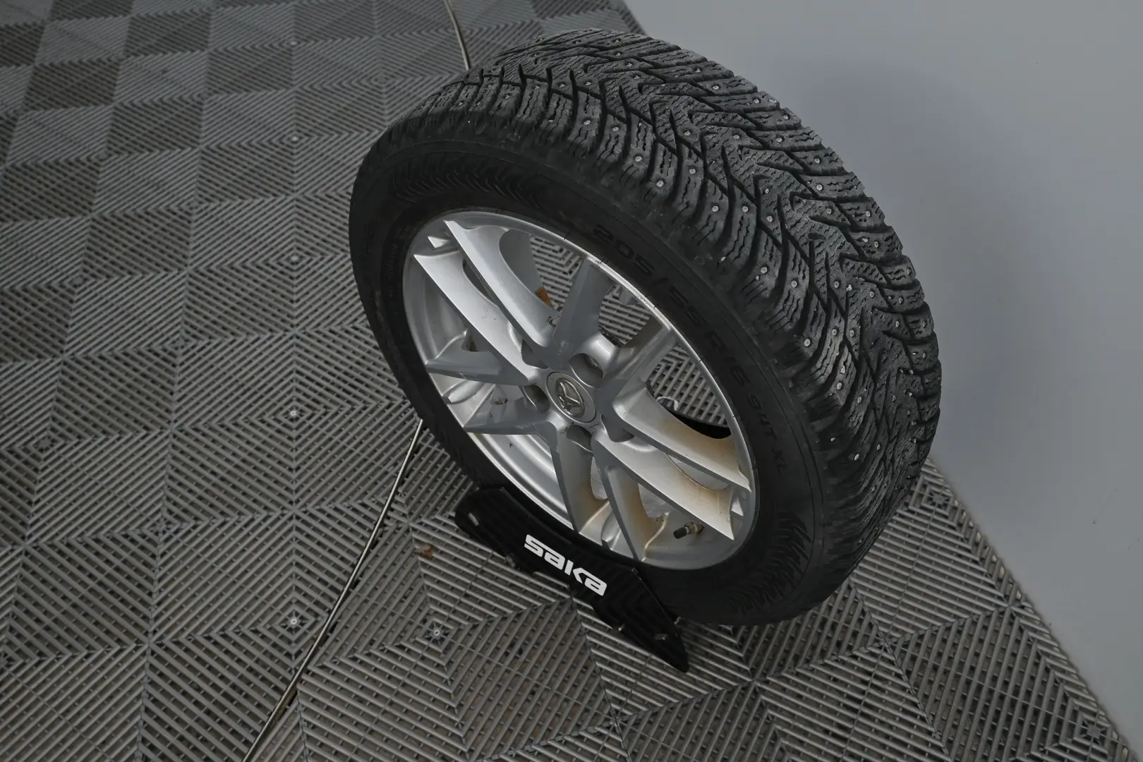 Car Image - 6FnLBNR6XSgfMiHBO61Cuh