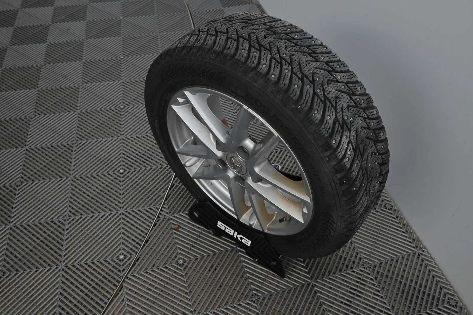 Car Image - 6FnLBNR6XSgfMiHBO61Cuh
