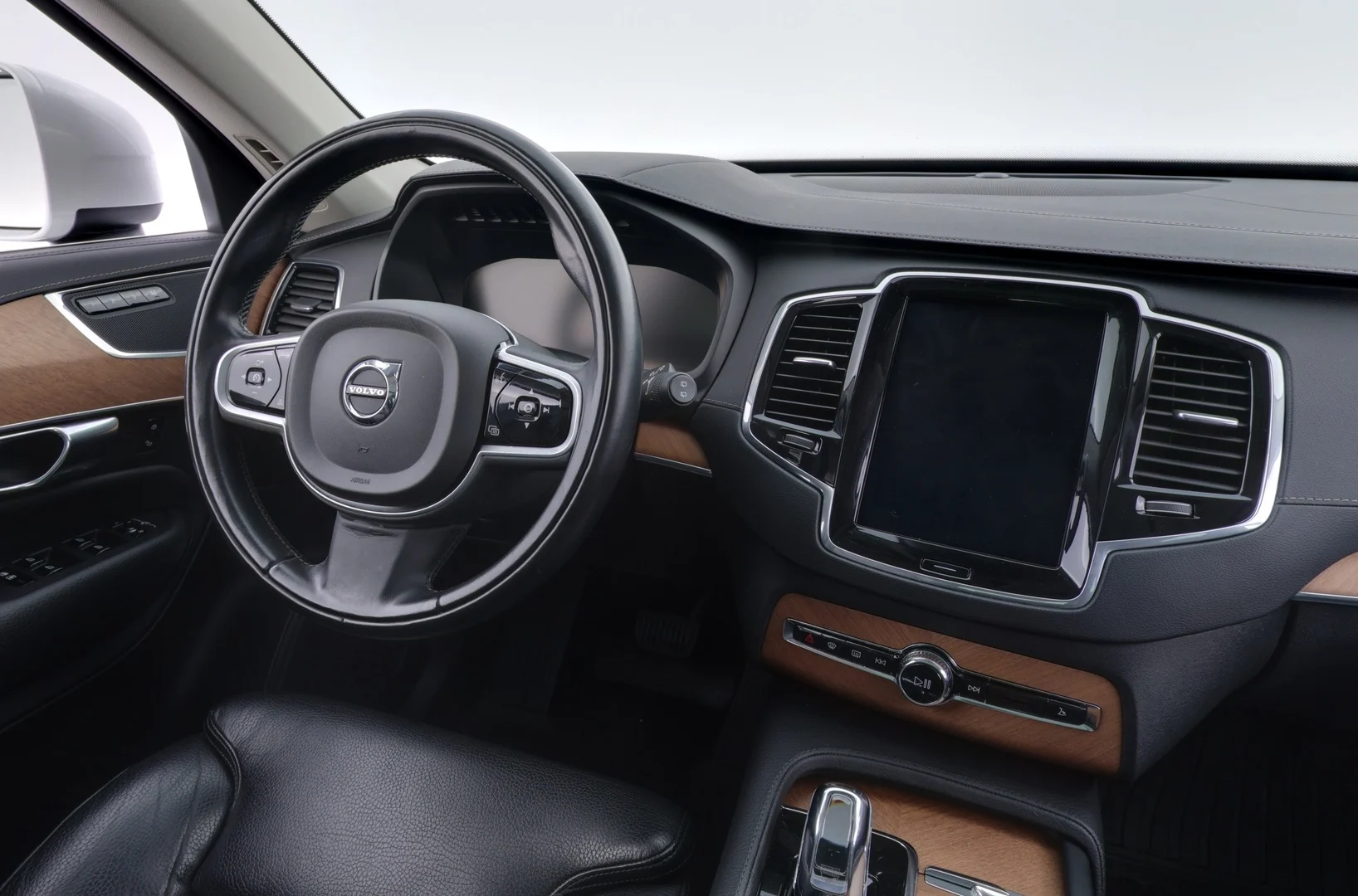 Car Image - 6nkPjWKQAkljMW55VH5iSS