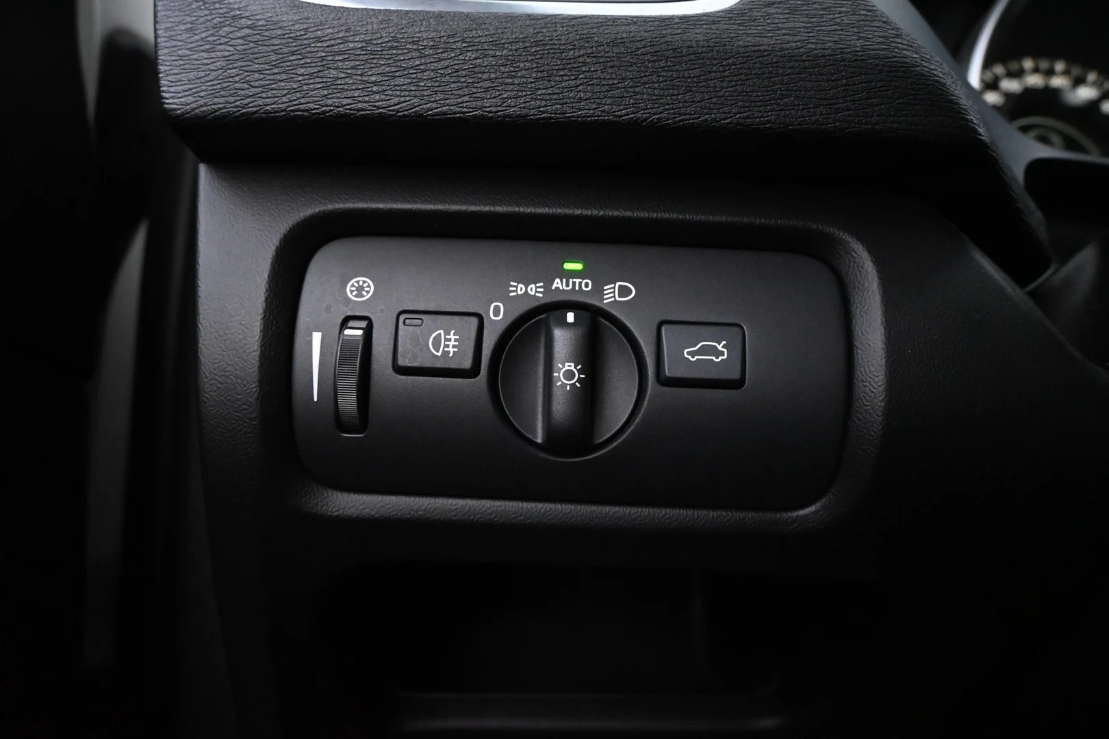 Car Image - 2p7PfXhUnVy6qQXZ9DDpX