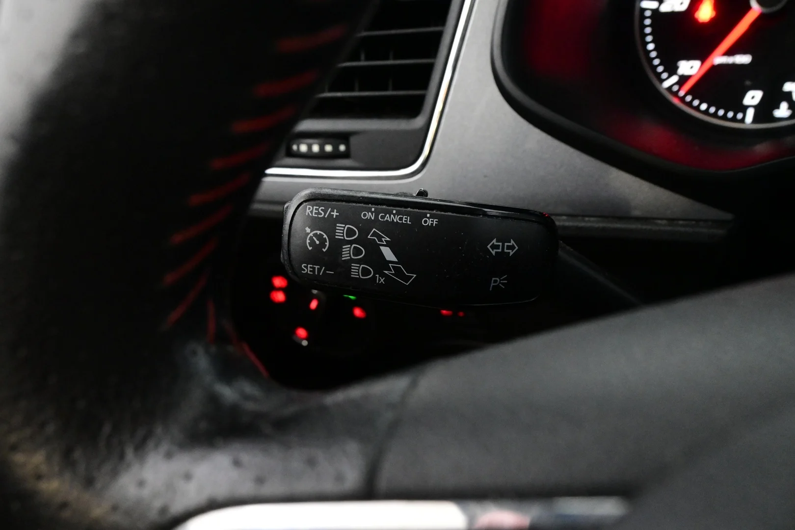 Car Image - 52UM5DxEID5j7e7HcePEcH
