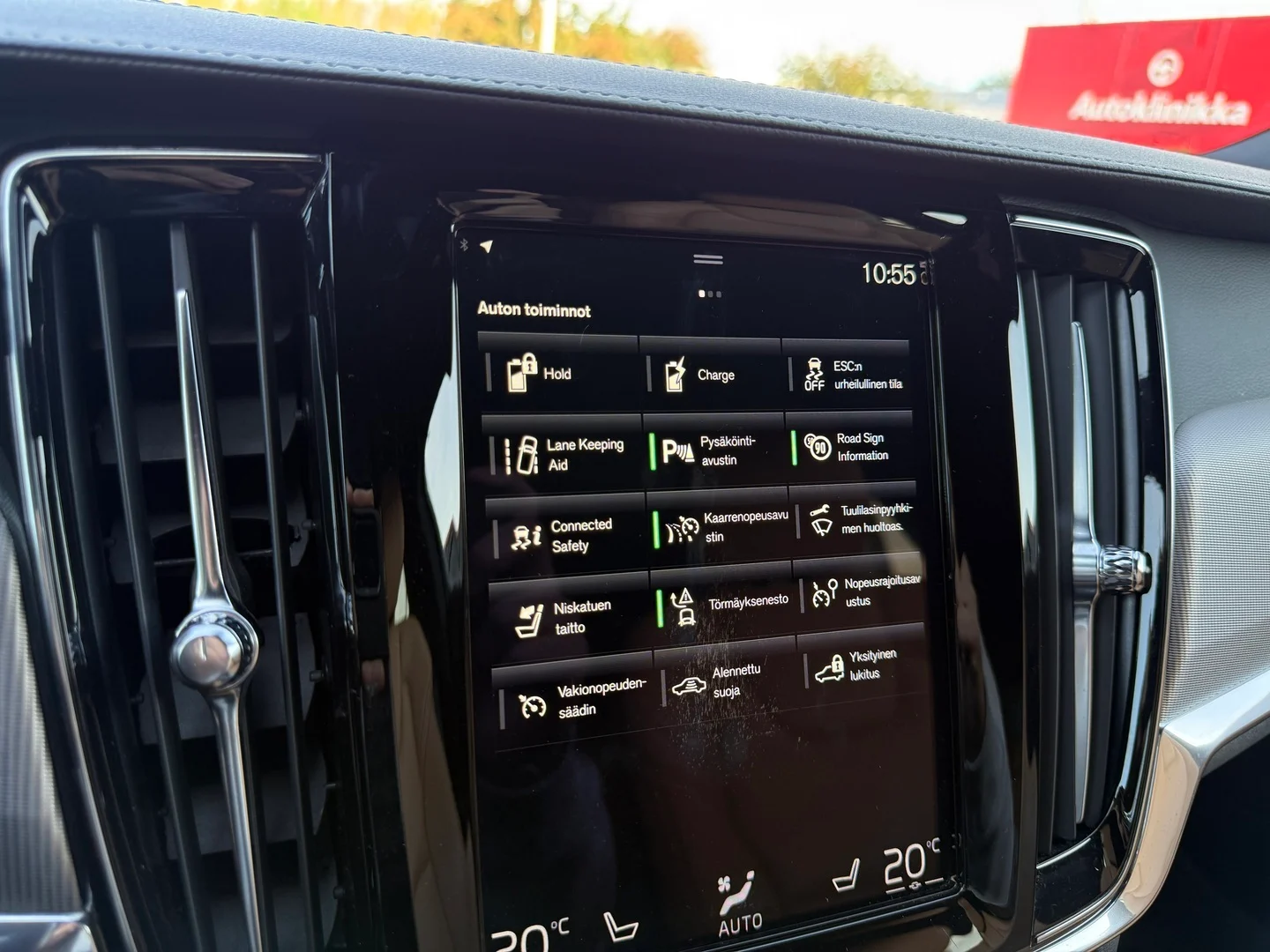 Car Image - ScKbE4h7fM9UVcaPSX9IL