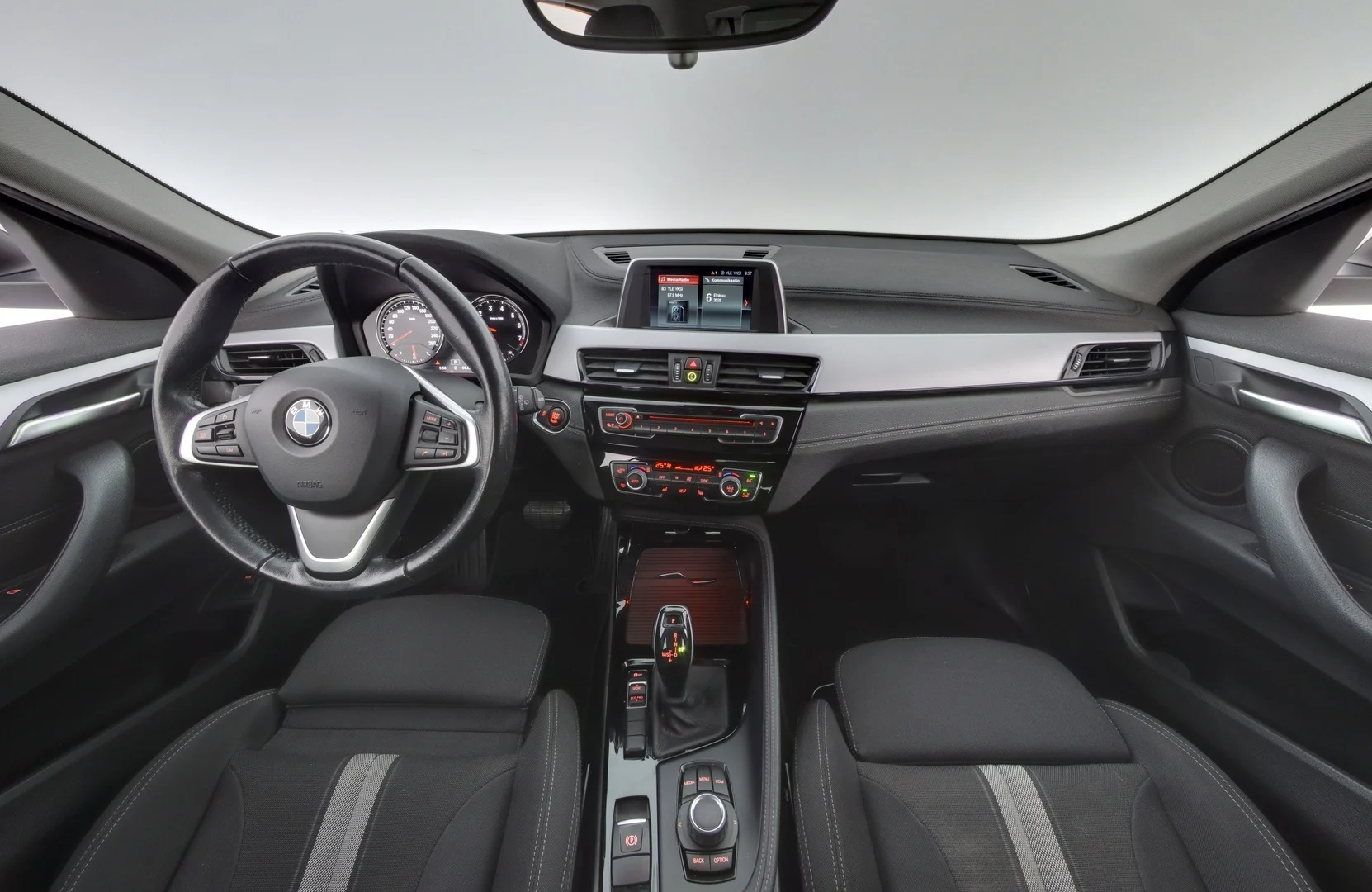 Car Image - 11MafAoyjWSspFag8aa7k5