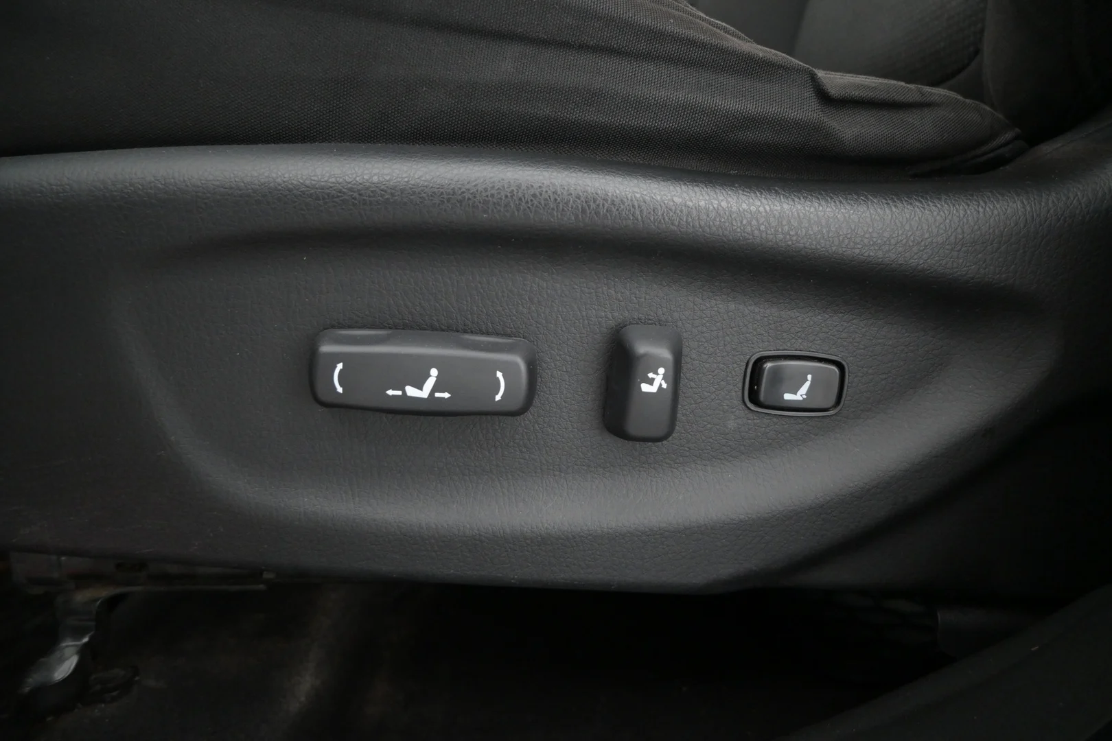 Car Image - 3h01H6DgfGenQhoqGpffEz