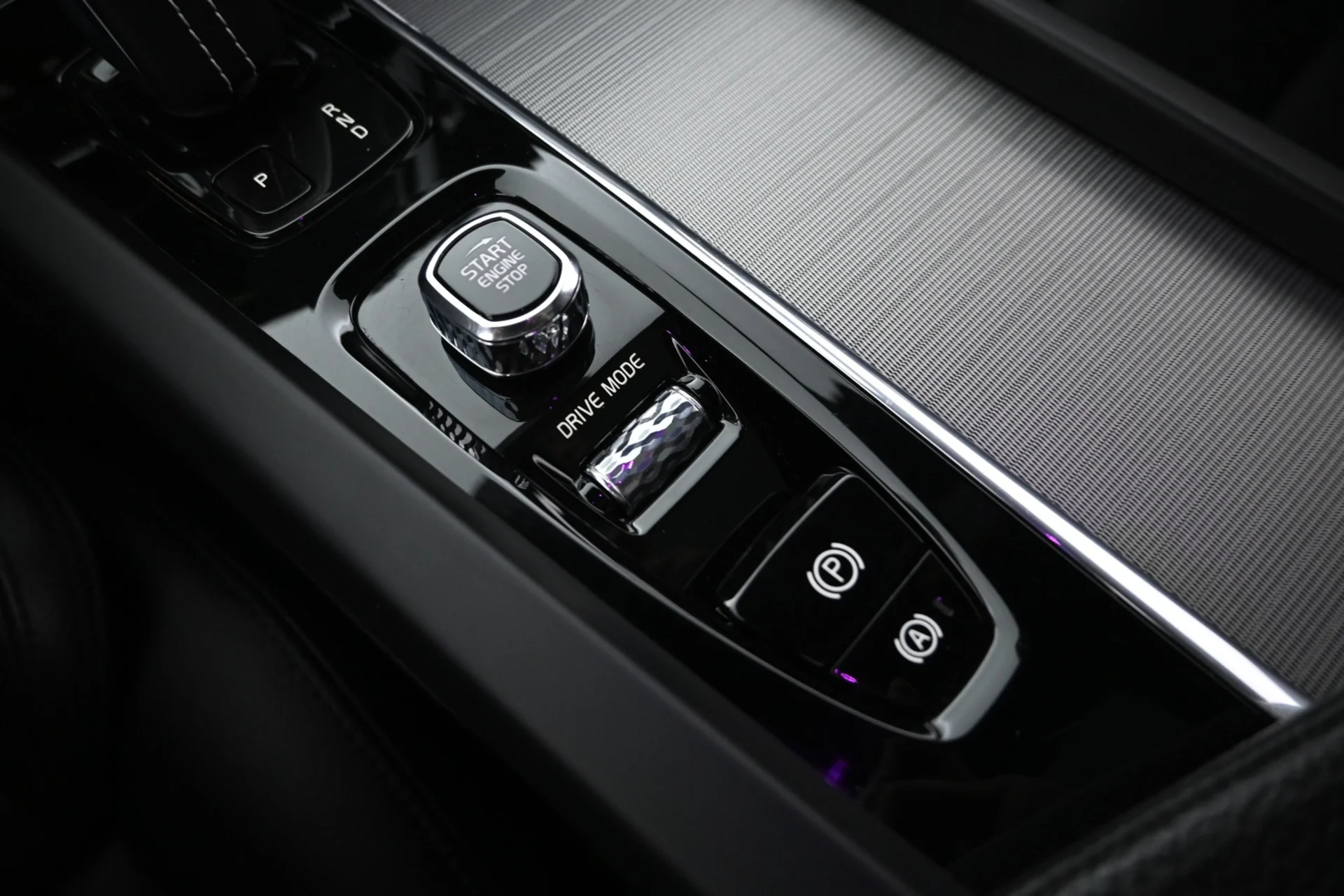 Car Image - 4tec2lJT3RM8OAqE5lUYWH