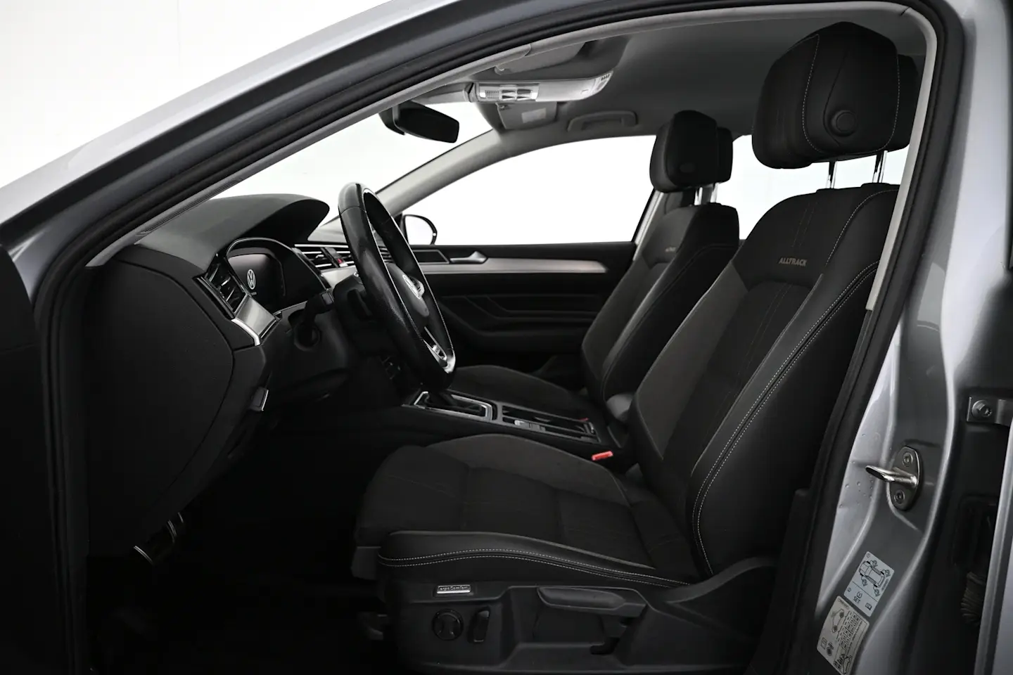 Car Image - 2JTnEZYd6C6Beq0T0ynYla