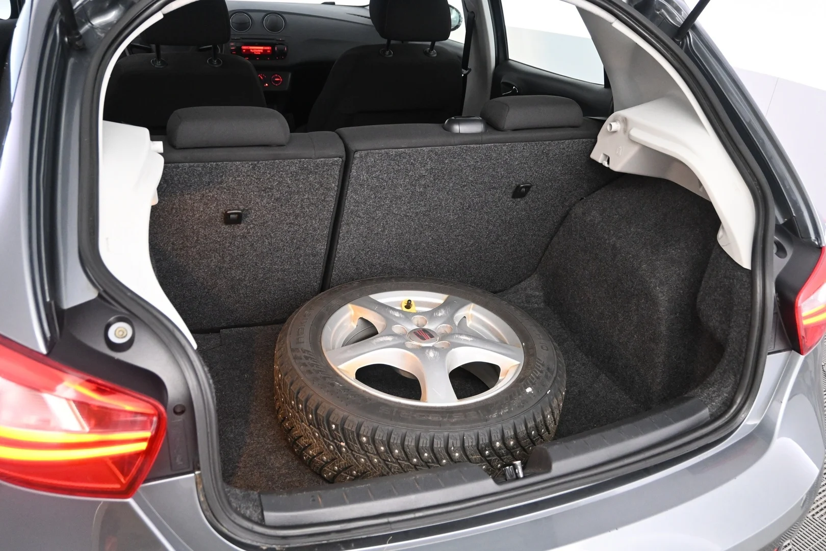 Car Image - 5dtHuUwIjnYxjoJY26c6ti