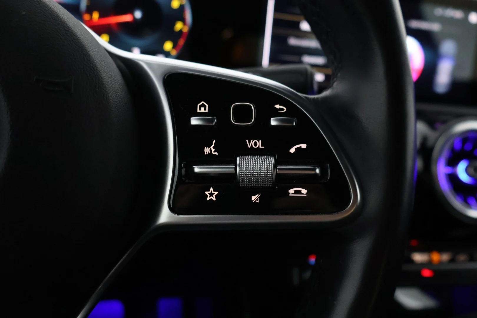 Car Image - 6fcYiYzmvw7ghJDrl0P8la