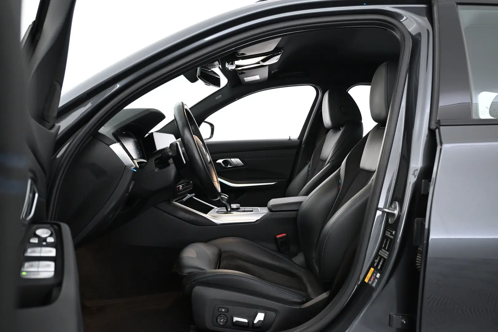 Car Image - 20VFwaiMmvD3LiscKKuCHJ