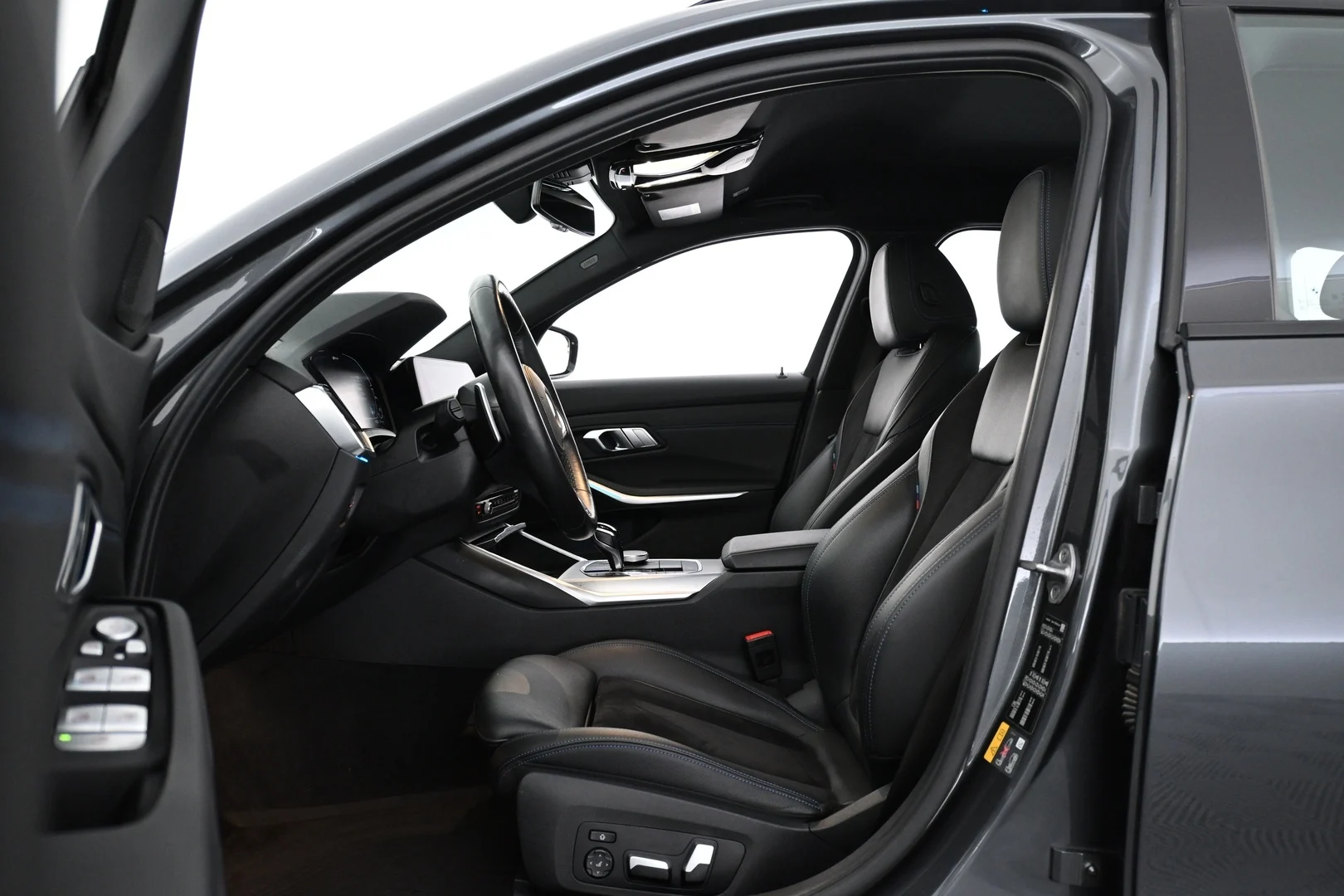 Car Image - 20VFwaiMmvD3LiscKKuCHJ