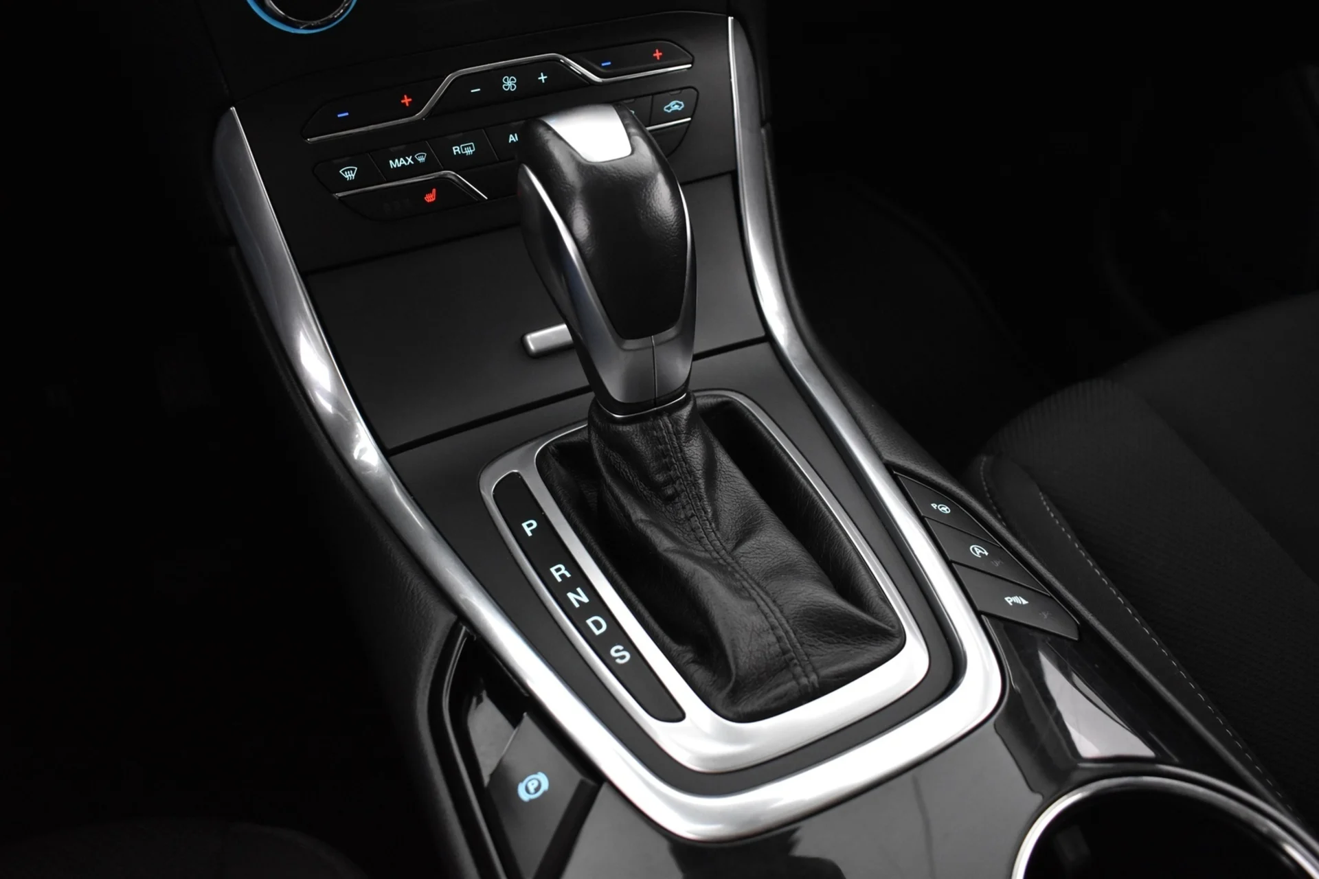 Car Image - bAo5caeL3b3eIEMPE7T9V