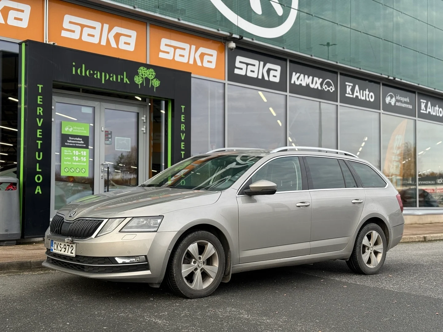 Car Image - 1DcIGEvBRQ8CW74HY4gdh3