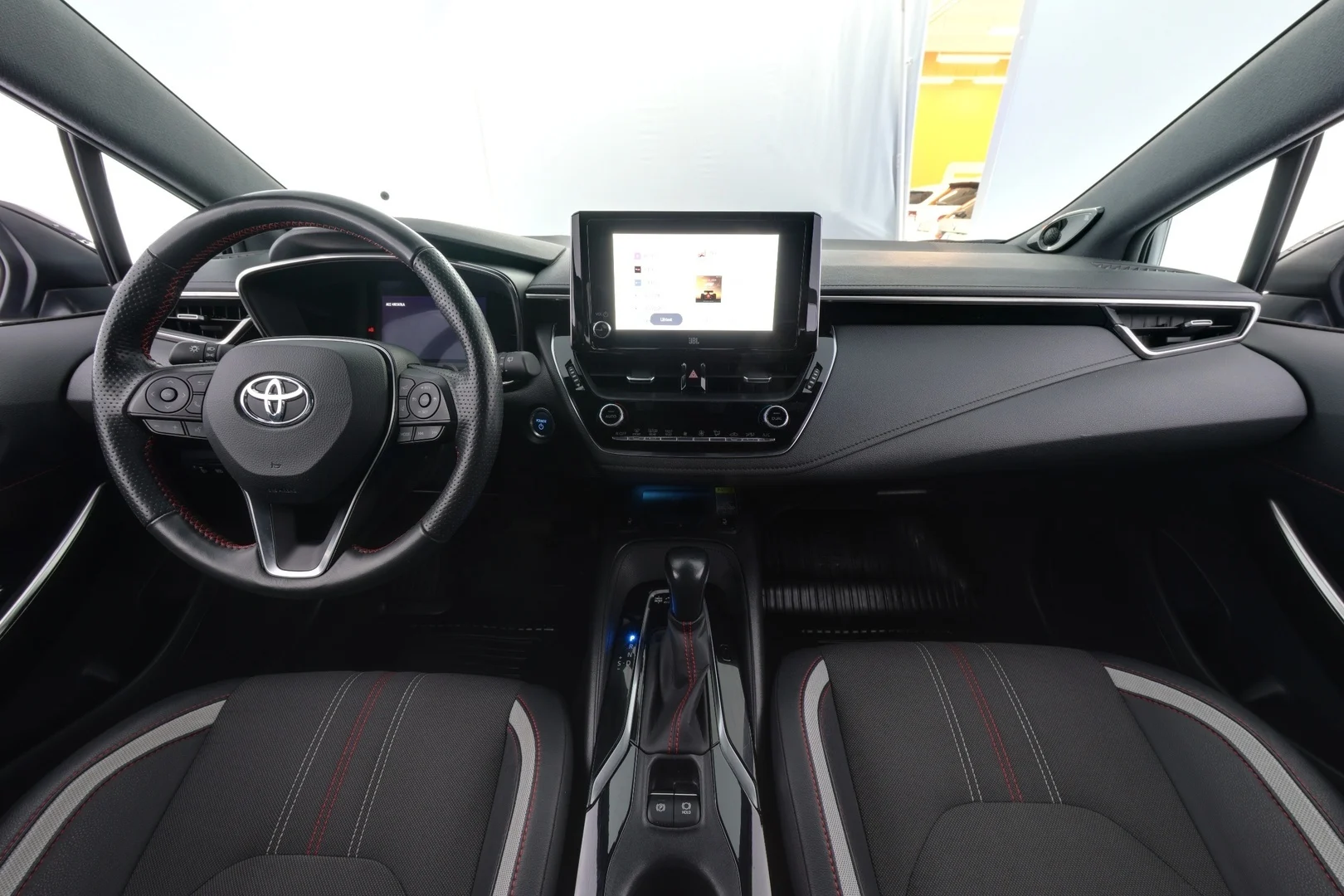 Car Image - 3ZN0yfSXs7PaDTetI7Xmwe