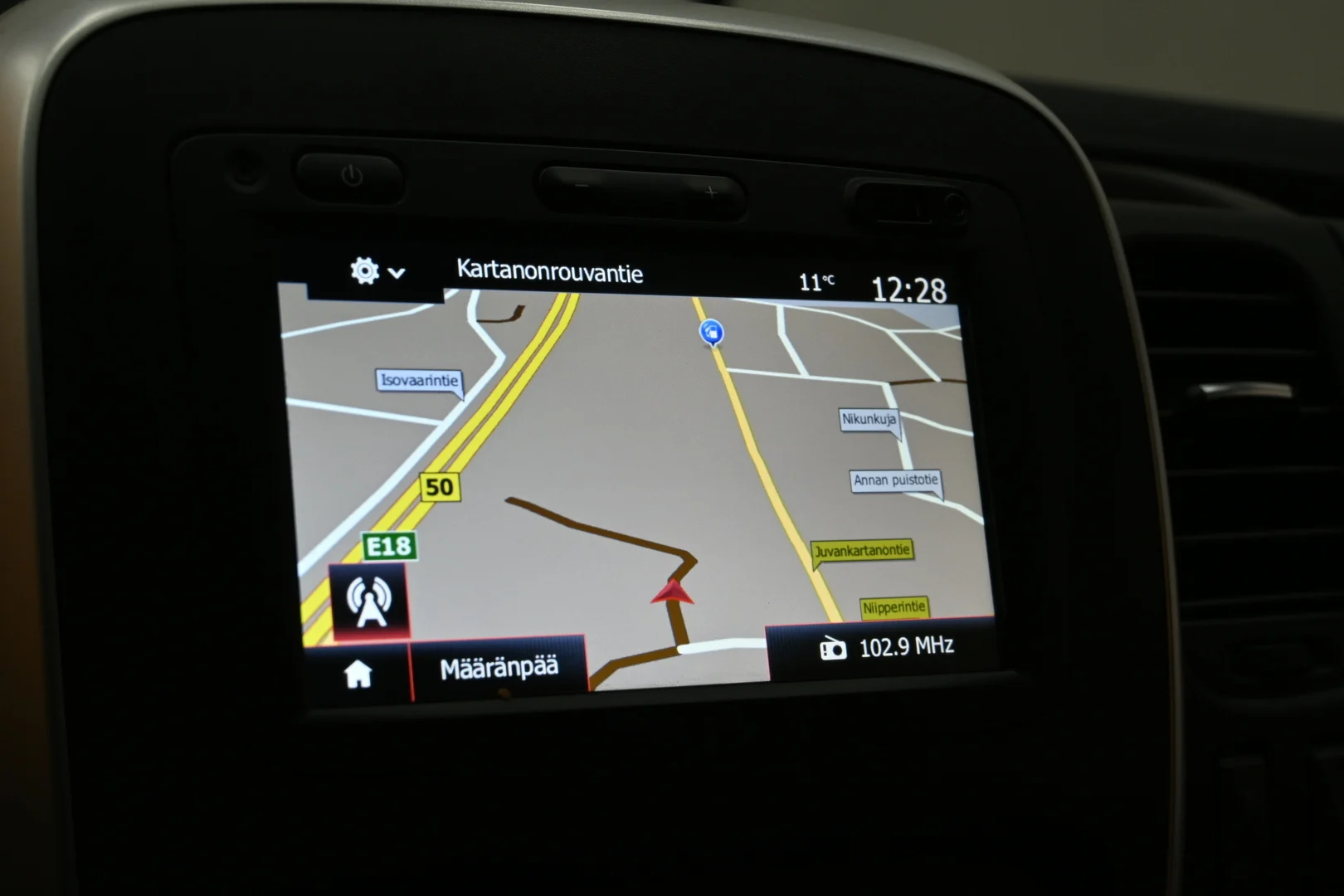 Car Image - JQGyZjqPcmR3xtw9IUw6N