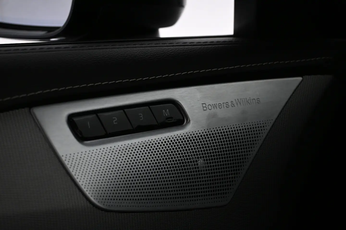 Car Image - 4etBPJxSIwD8JzeMNTFZLf