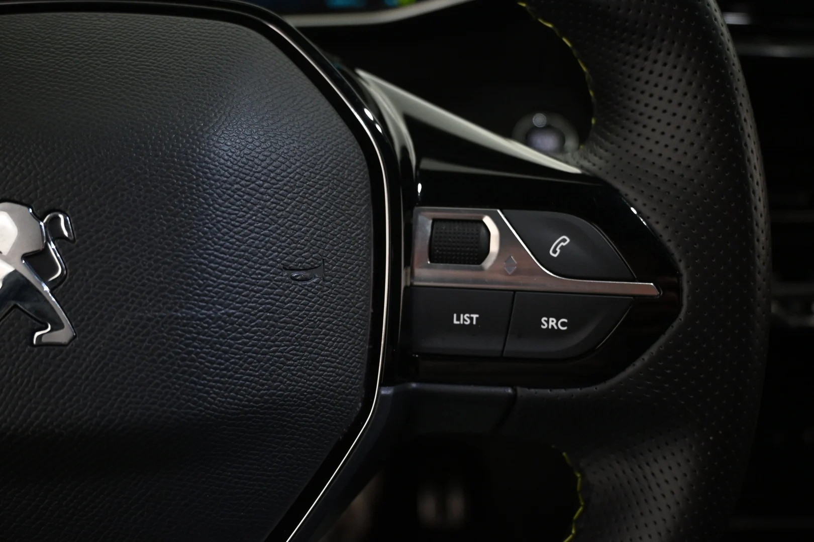 Car Image - xV9Z1eqDFpx4lh6ddSzcw