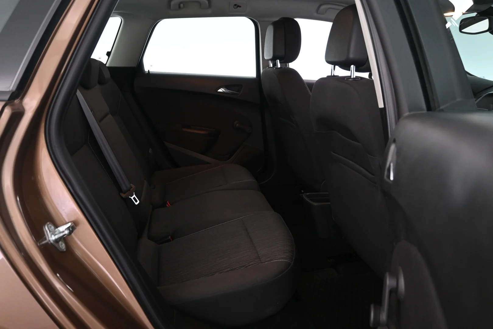 Car Image - rKzC2FKI9DS4Y2Ca0TQw7