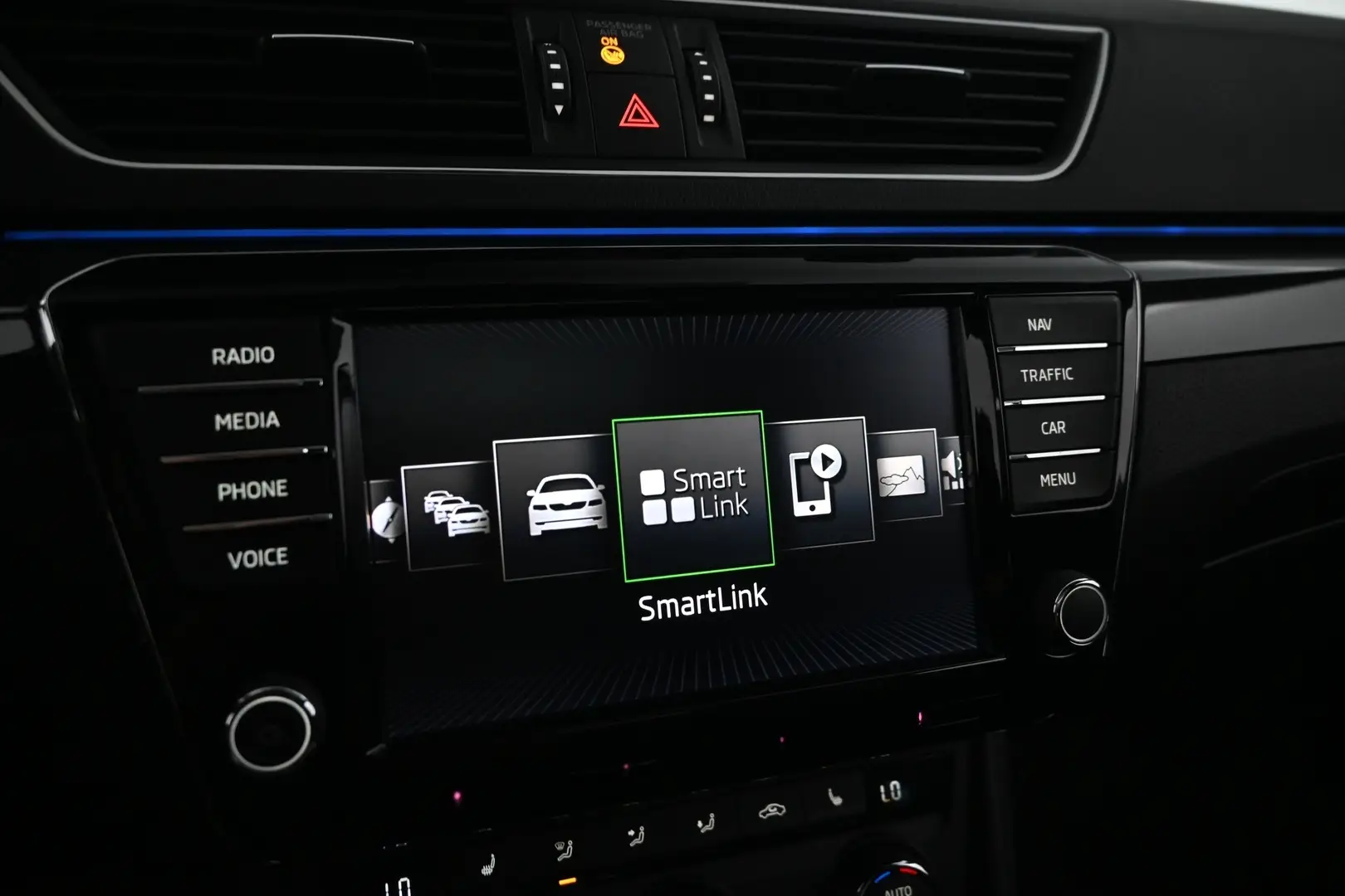 Car Image - 7l7xQnrKvtWh5xEZfl6AOg