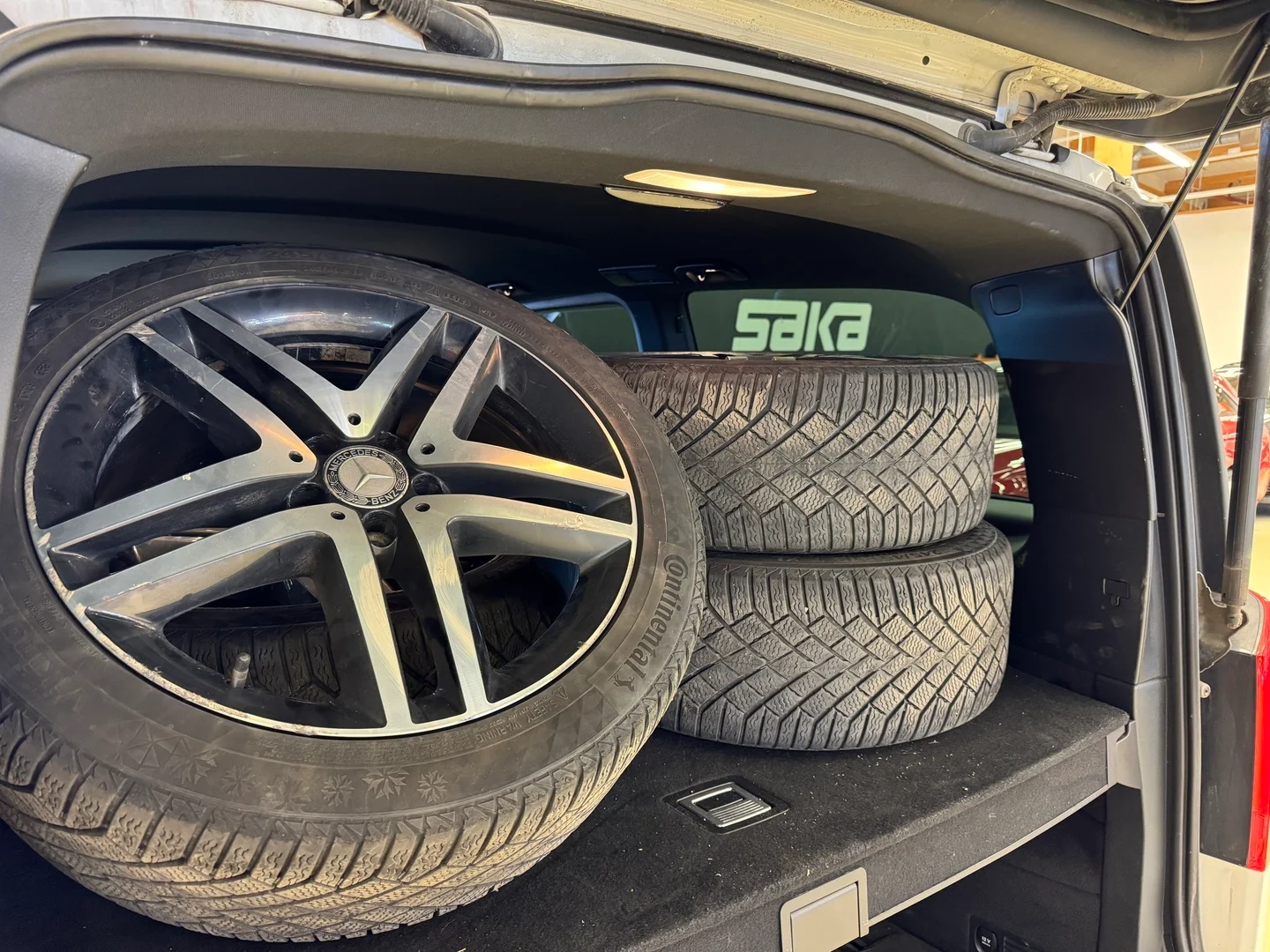 Car Image - 144nNaV4CiQDEqoSKbJnJo