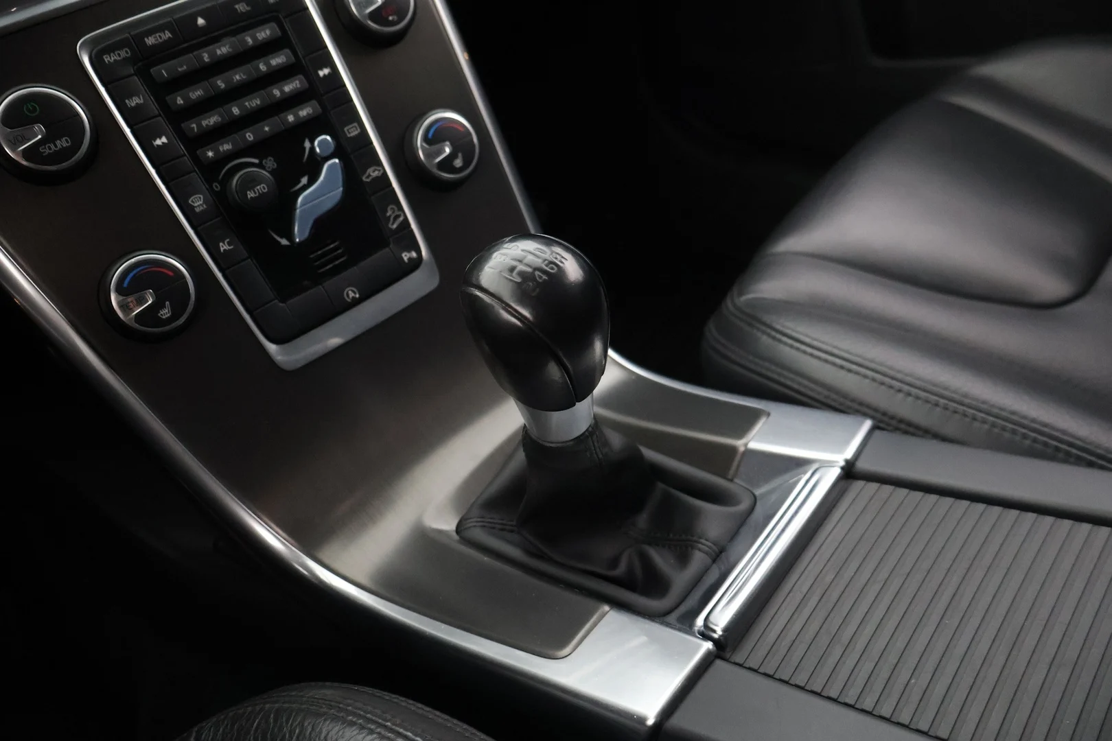 Car Image - 1nrhRW8RndTgpIP060AfcG