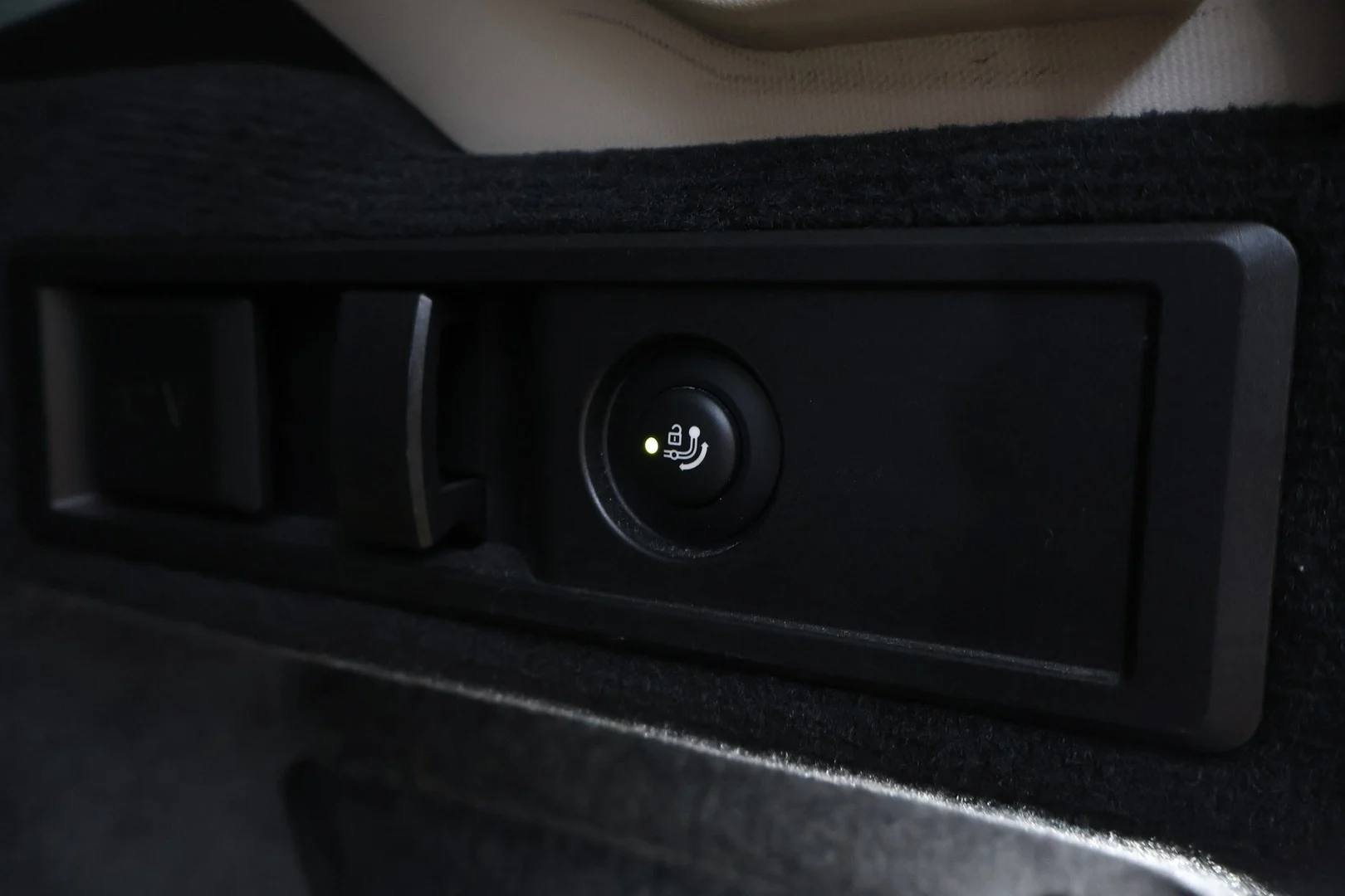 Car Image - 6Py0nrgNpr0xV5i7Jm2yRh