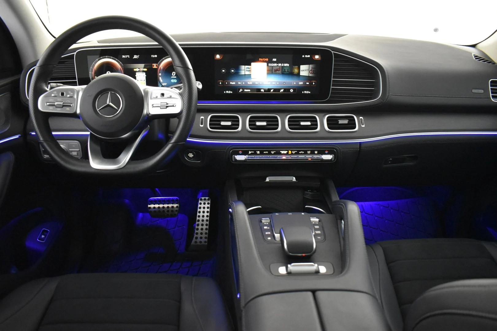 Car Image - OXiKNMPDpvmkc7TQiY8na