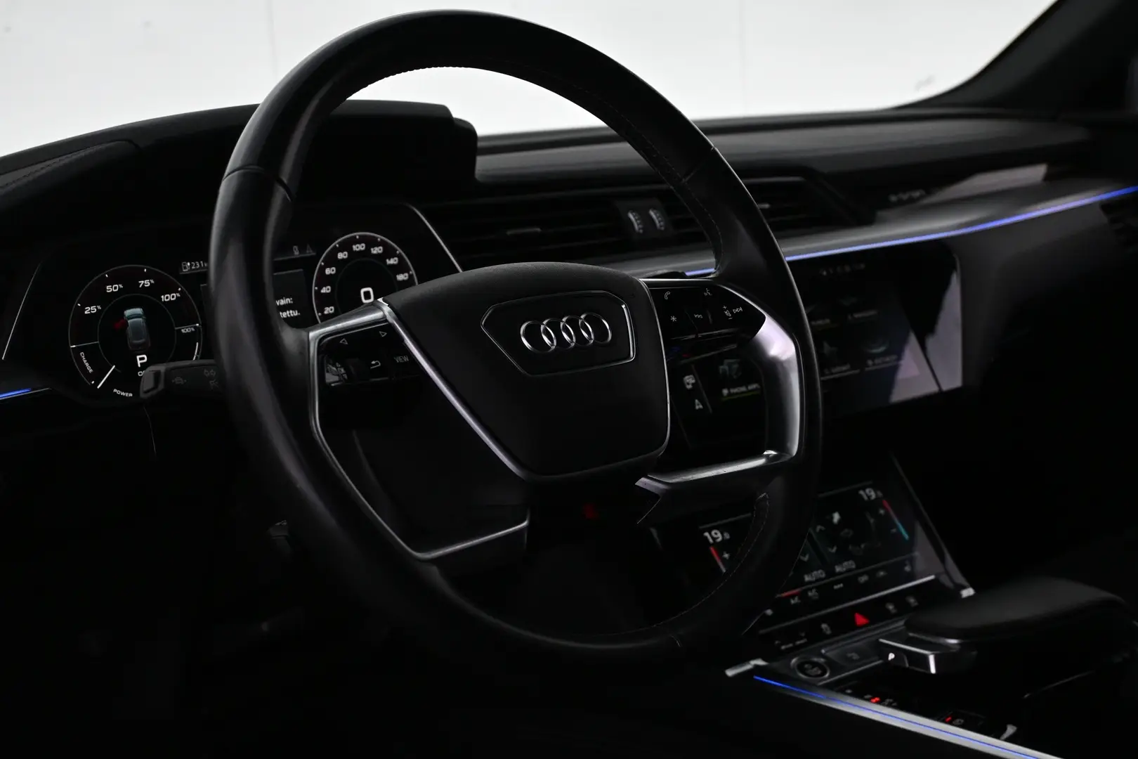 Car Image - 5zTXra4W3G3suCpP1vzud0