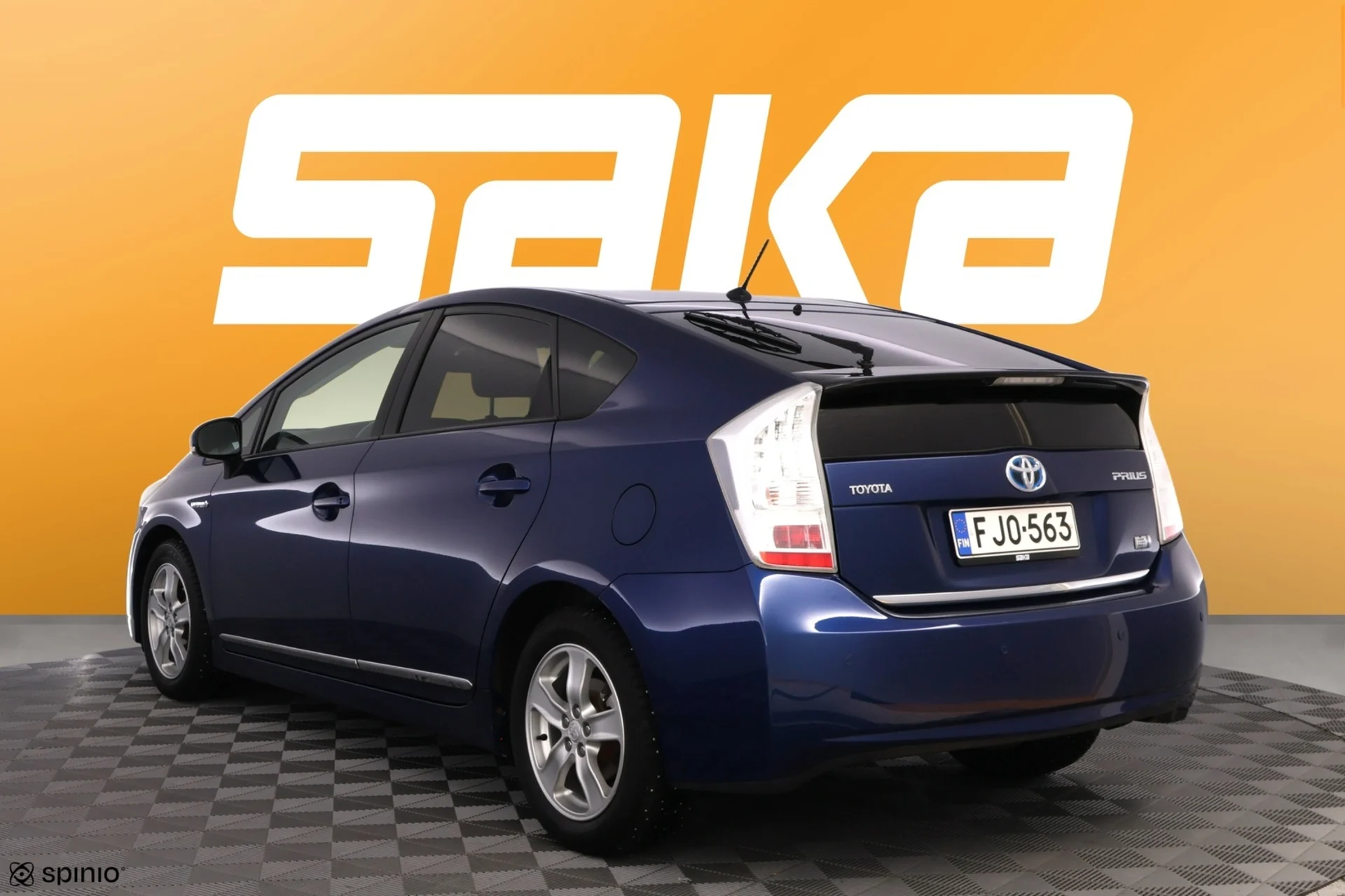 Car Image - 7w3lsWtL7D8SQOdzoSO17D