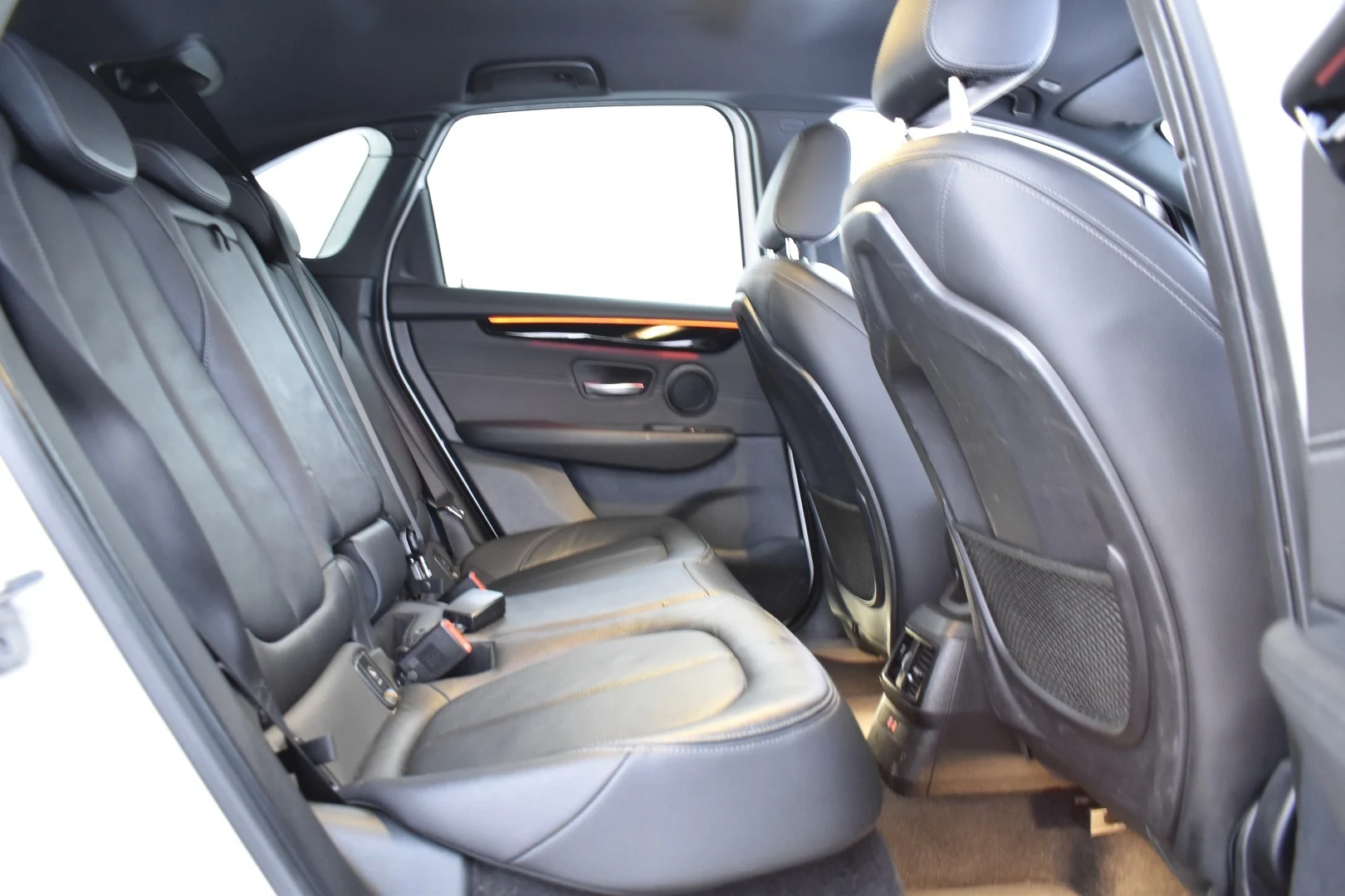 Car Image - 5P7VlIGcDAIPindE2jliFz