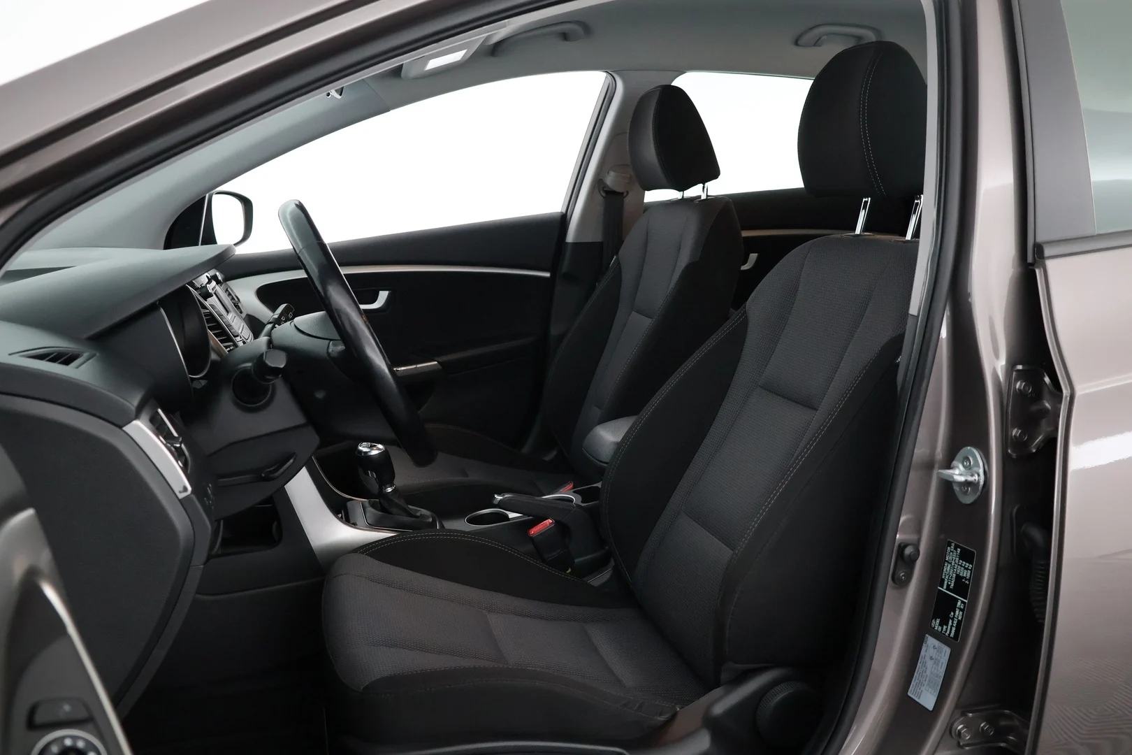 Car Image - WR7ELX1K6sT6RzAi3GPb2