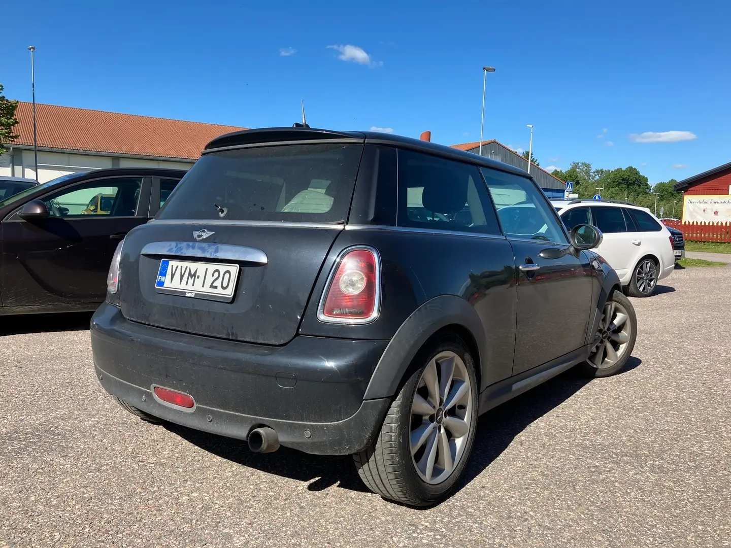 Car Image - 44M3Uwio37nICO6c0tV7Cb