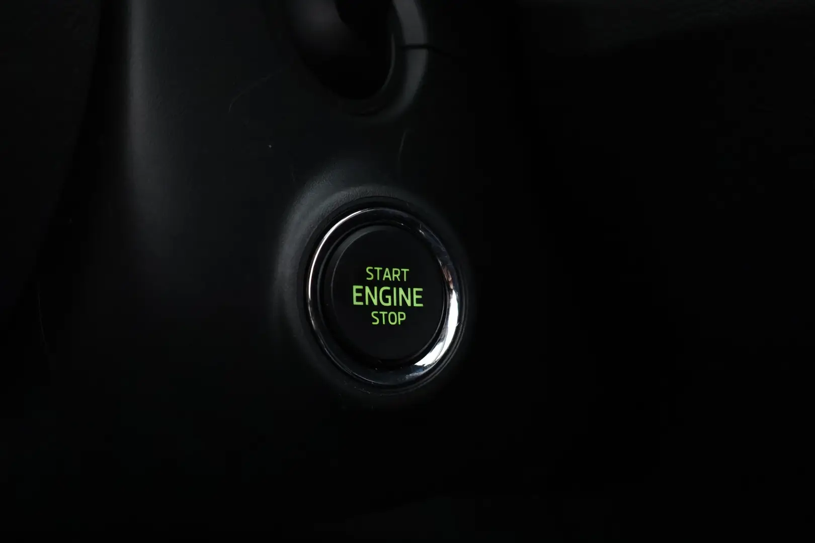 Car Image - 7kMjx4Dv79WuI4WlAObiil