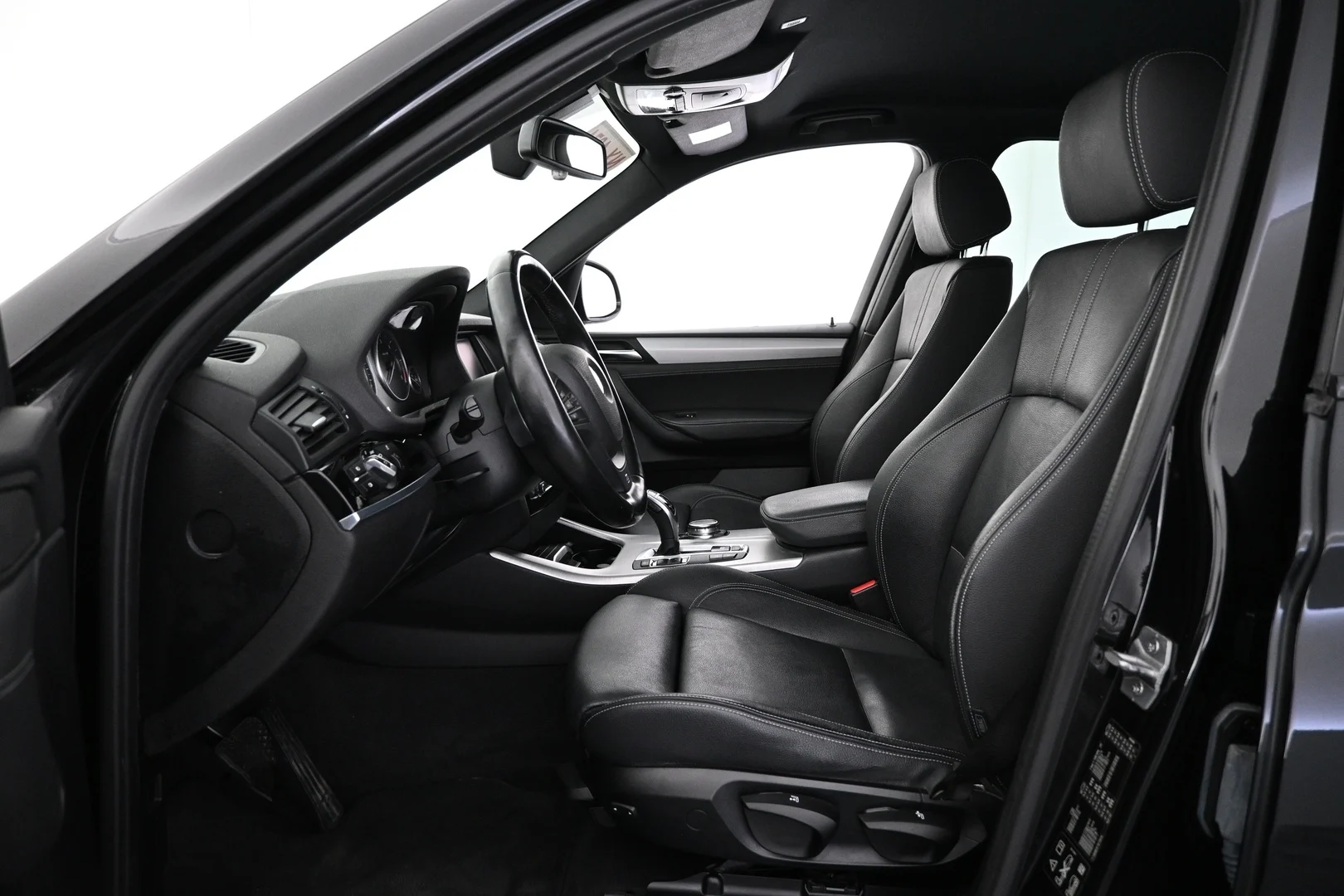 Car Image - b9jQj8D0GsCijpInMeQLZ