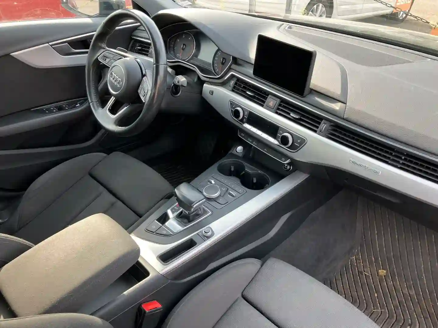 Car Image - 4xkAxMVSaYZQSPWccIA62W