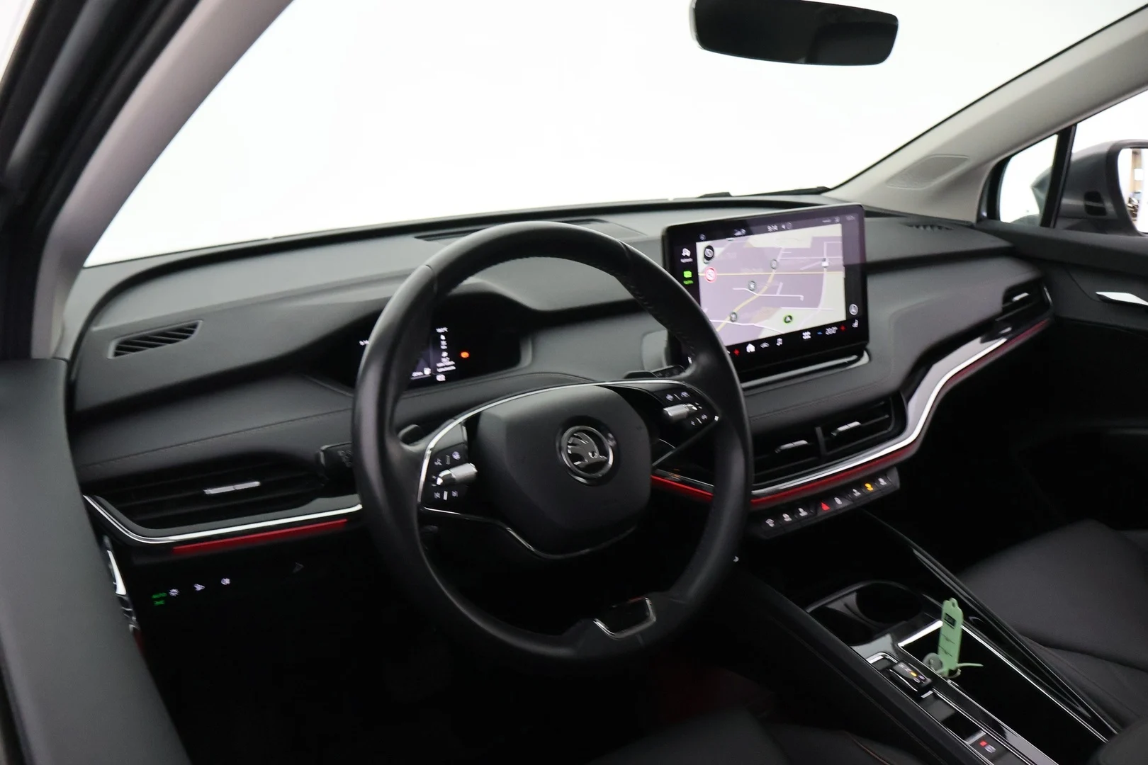 Car Image - 1SN7KGk3wLlJdWDEmy1mmF