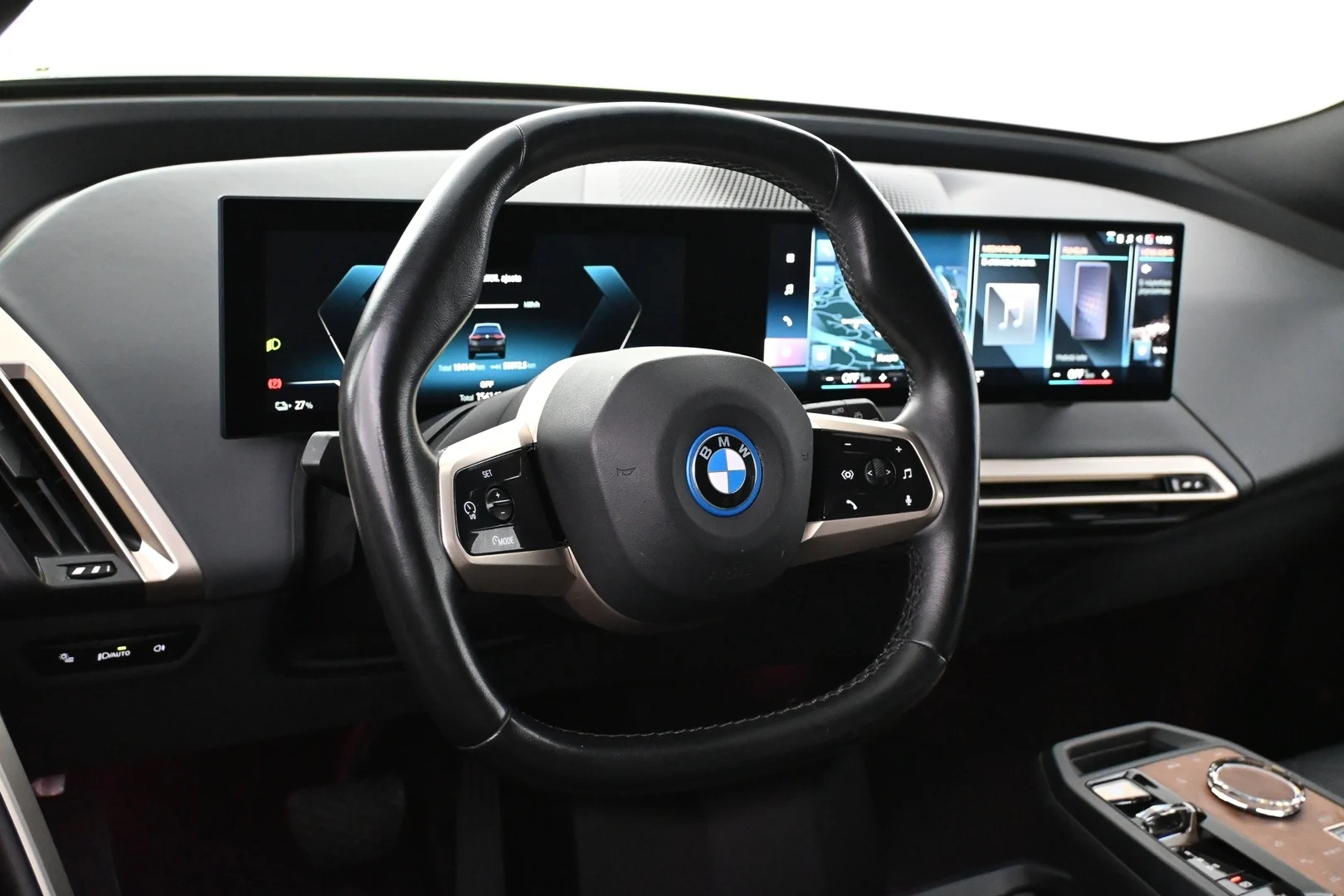 Car Image - 6ZCrjErnJlzNm04D0xDl8f