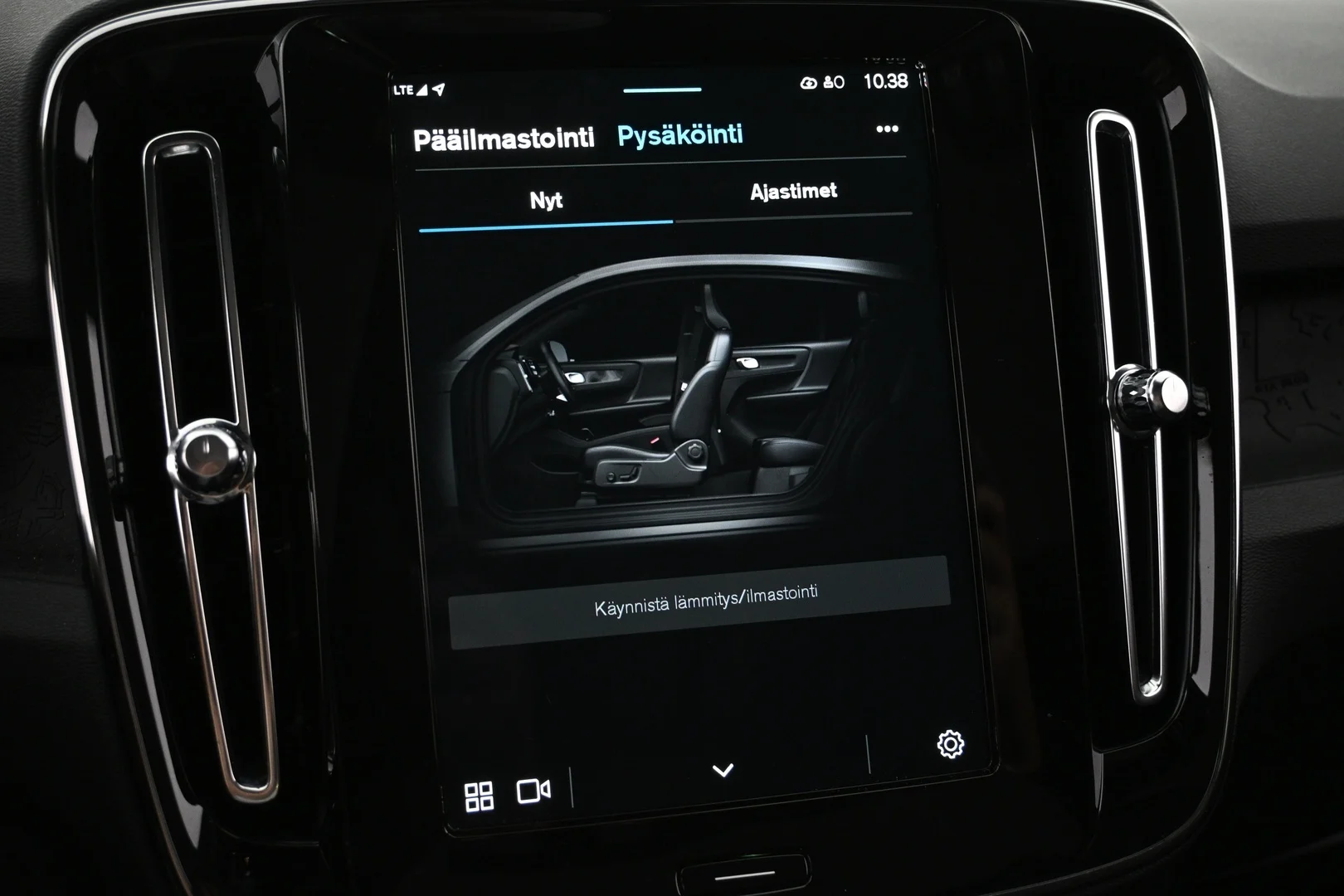 Car Image - 4dyMFSBr8RFKR3EwcYuJxu