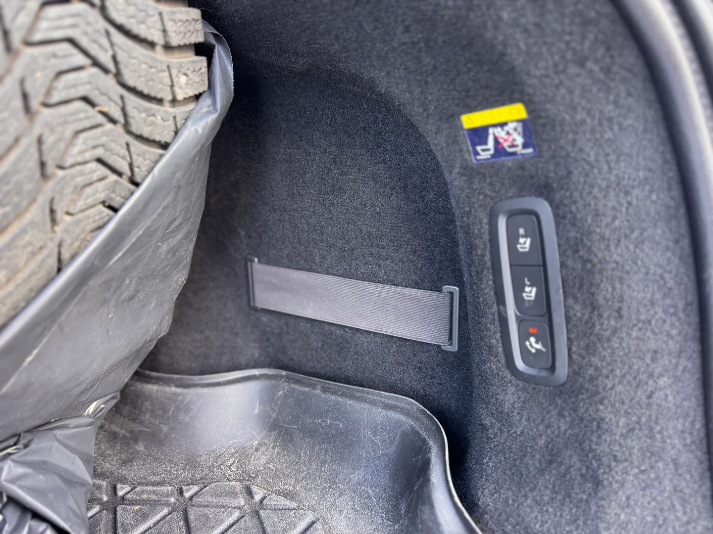 Car Image - 5p4eUISQ8fRzrSMXoc0trg