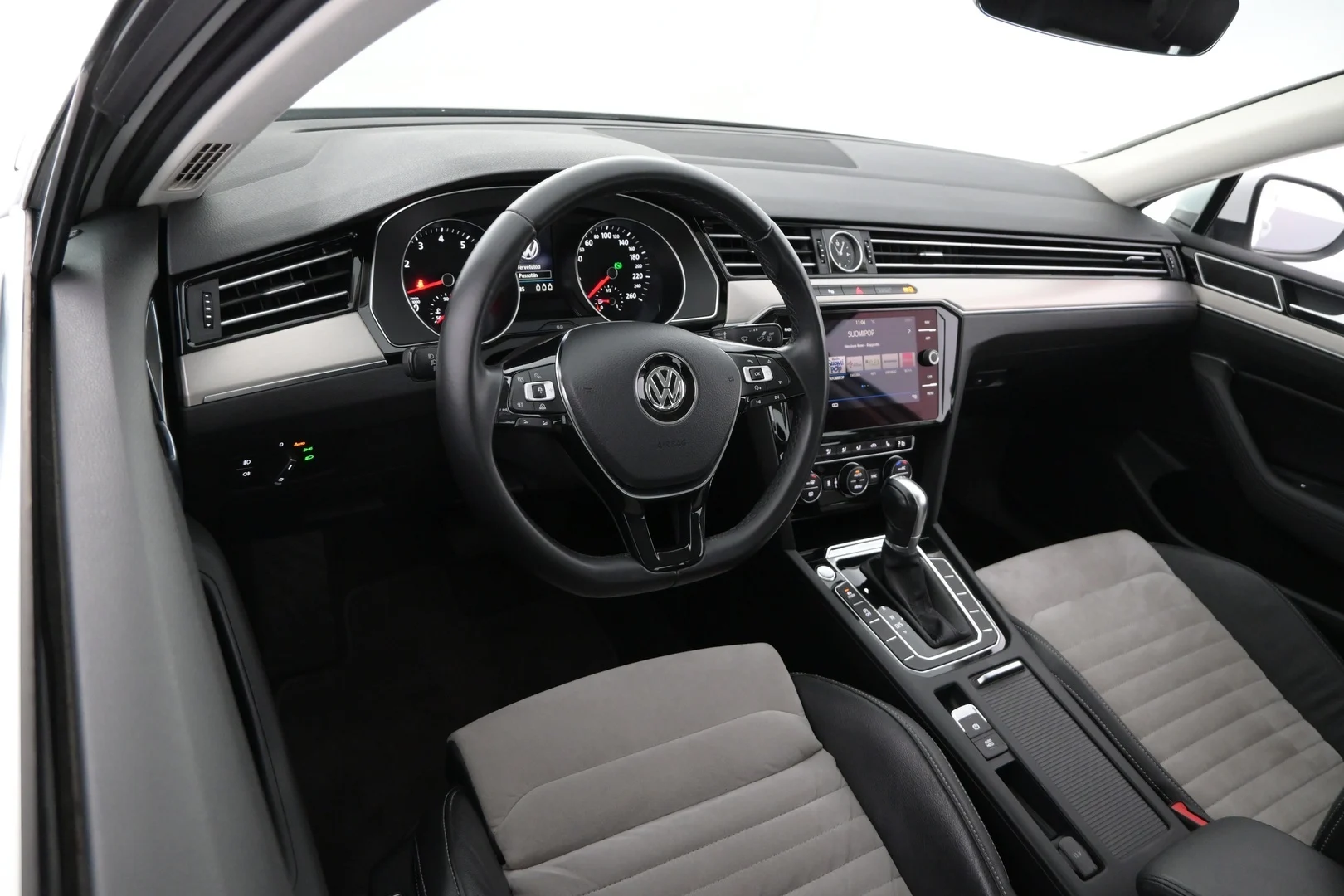 Car Image - xva9xshZ96RI7noL3DupA
