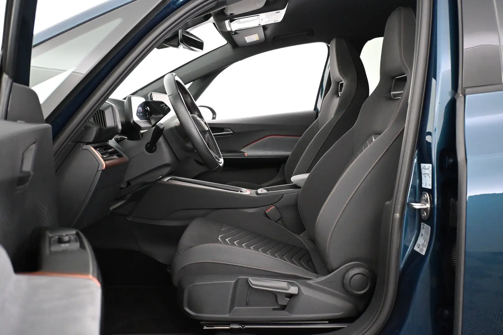 Car Image - qabMNDj2xY7BrcYbnifqS