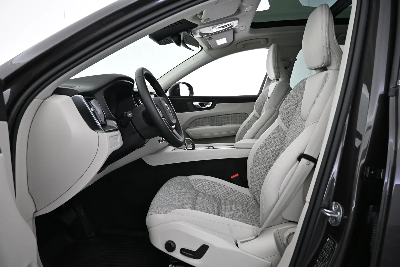 Car Image - 621FMRYXPpgxaiUq0tdUYc