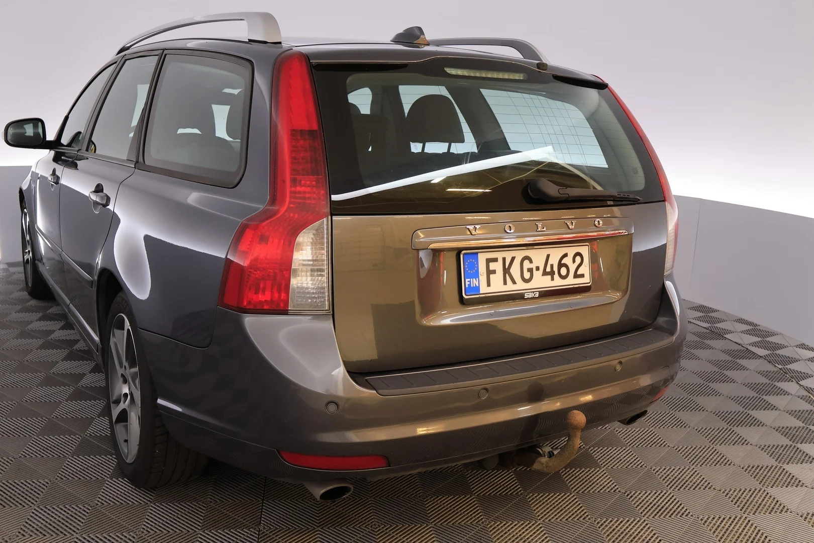 Car Image - 61fzXC22VIRG5Pcg0edMNV