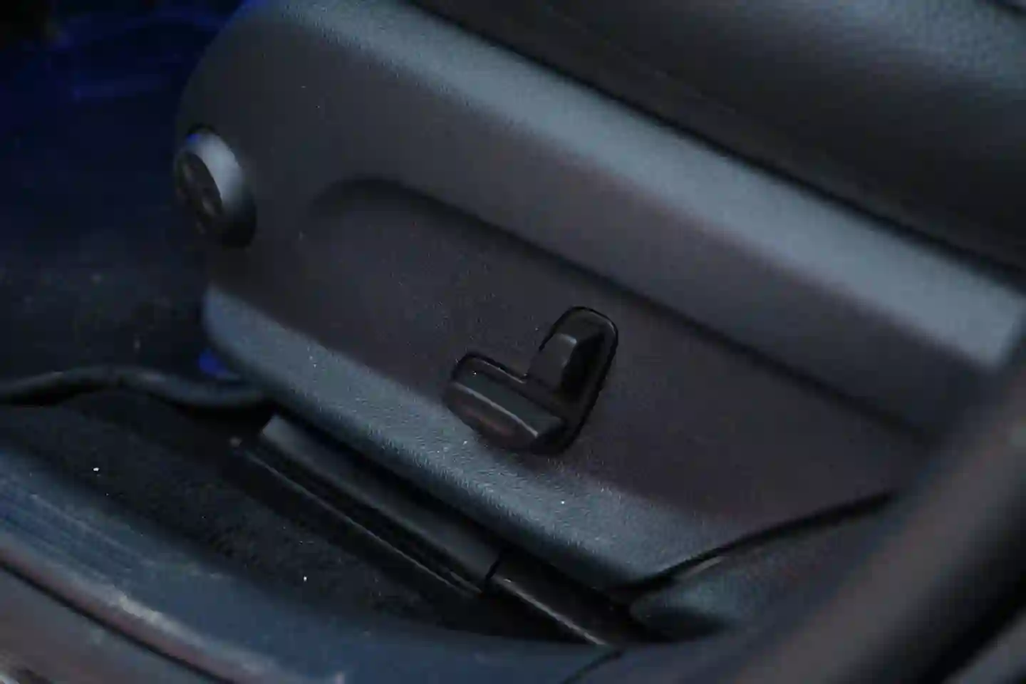 Car Image - 3IE0saZJOwIe47ioD0UjPC