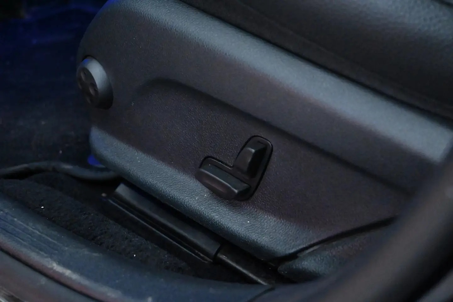Car Image - 3IE0saZJOwIe47ioD0UjPC
