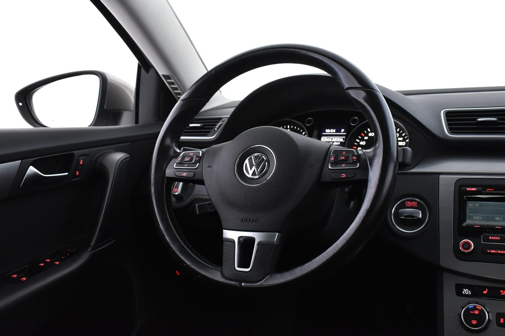 Car Image - 6O05LrKUUIFE8aZ01B2iI9